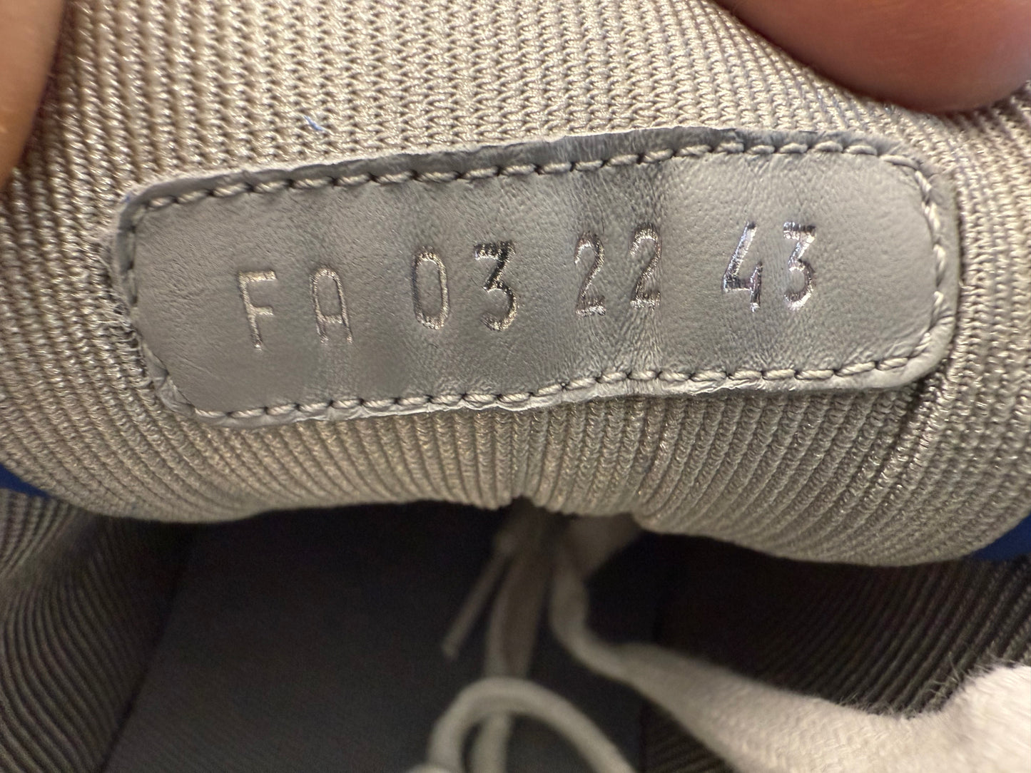 DIOR SIZE 43 B27 OBLIQUE LOW TOP SNEAKER (BLUE) (PRE-OWNED NO BOX)