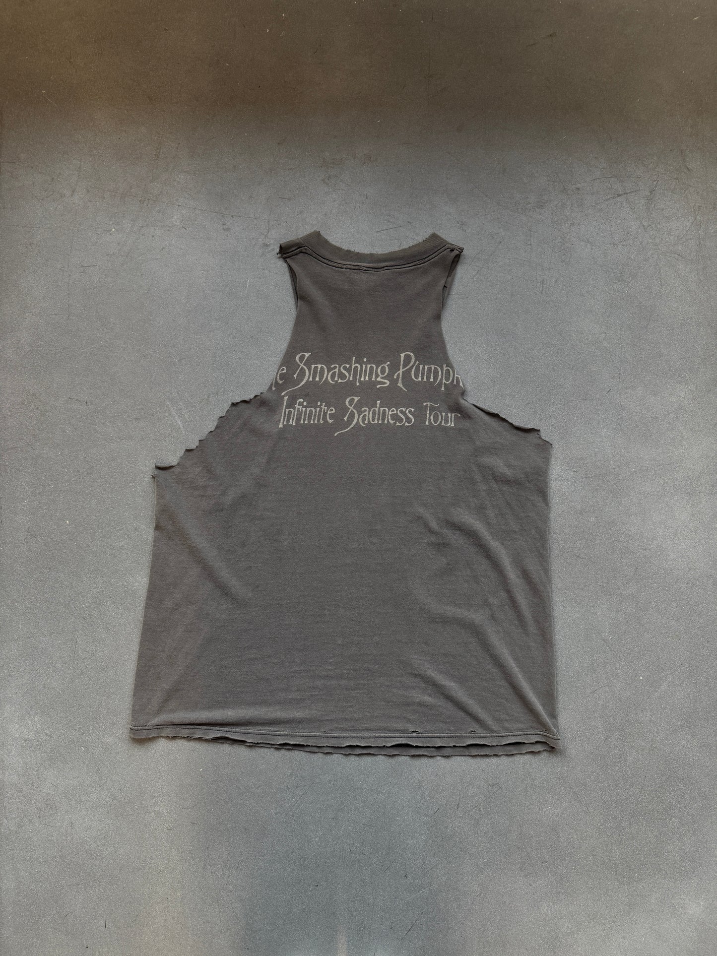 1996 THE SMASHING PUMPKINS THE WORLD IS A VAMPIRE SLEEVELESS TEE (TULTEX TAG)