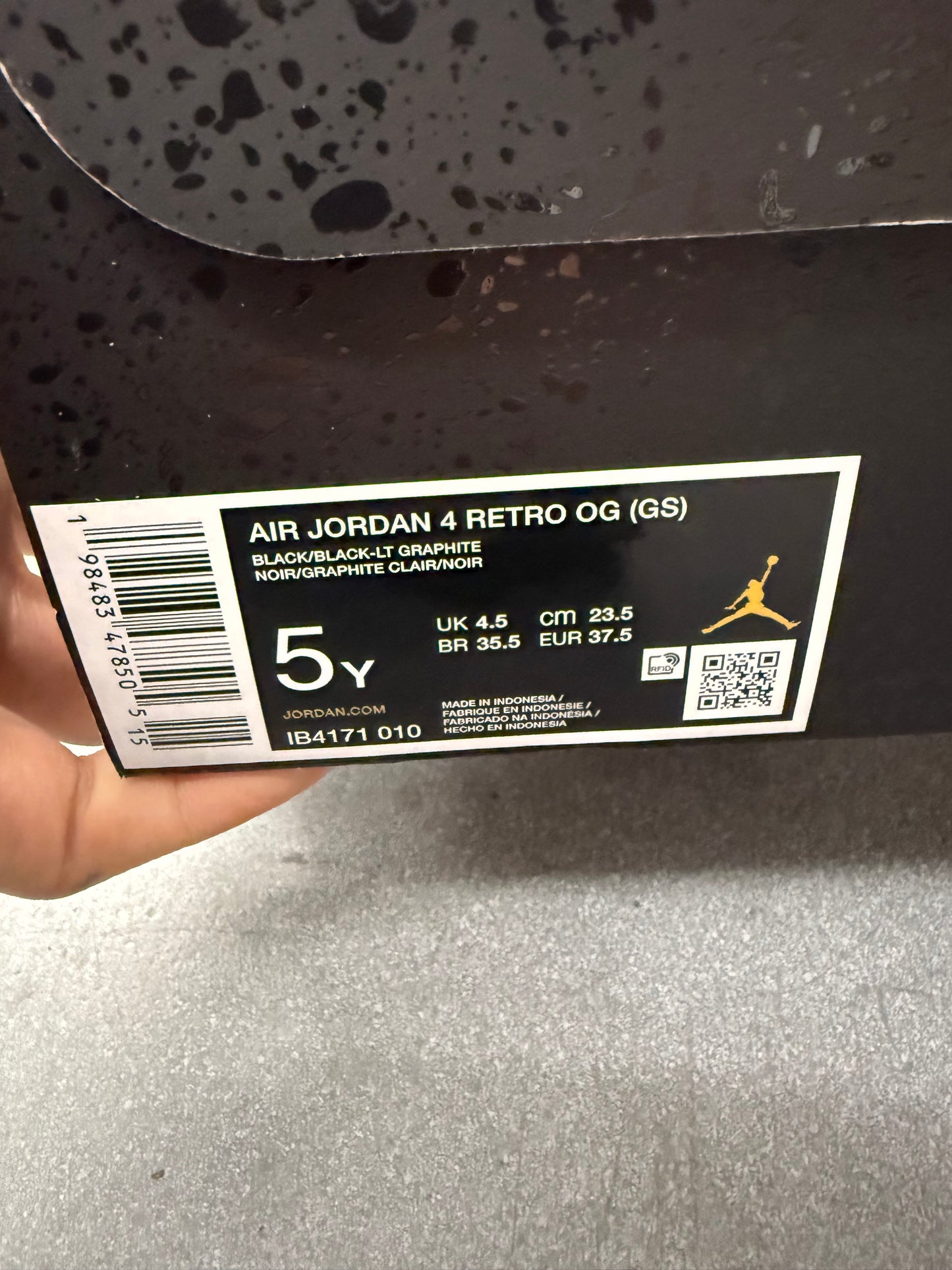 2025 SIZE 5.5Y JORDAN 4 RETRO BLACK CAT