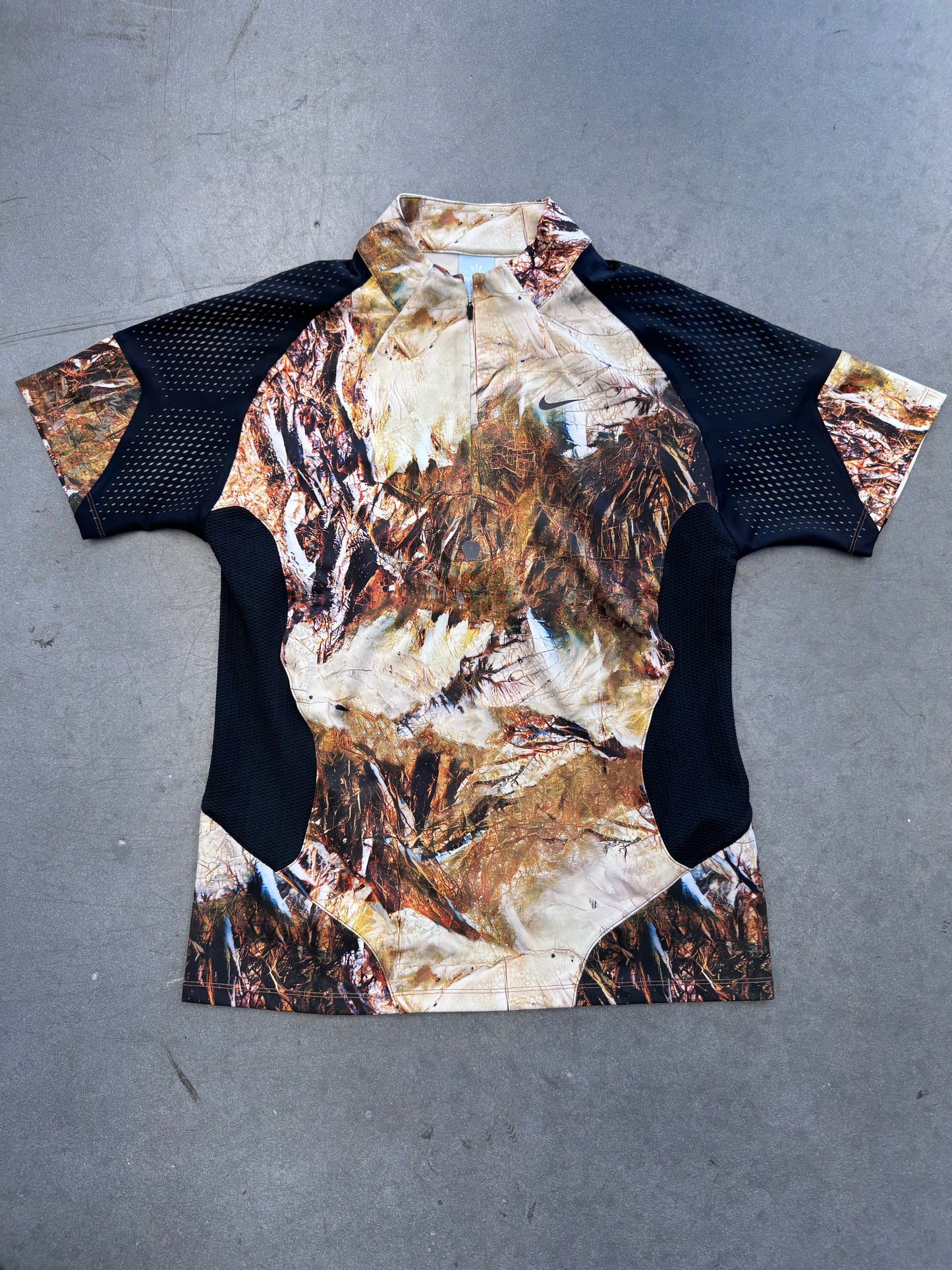 NIKE X NOCTA CAMO 1/2 ZIP RUNNING SHIRT (NEW W/O TAGS)