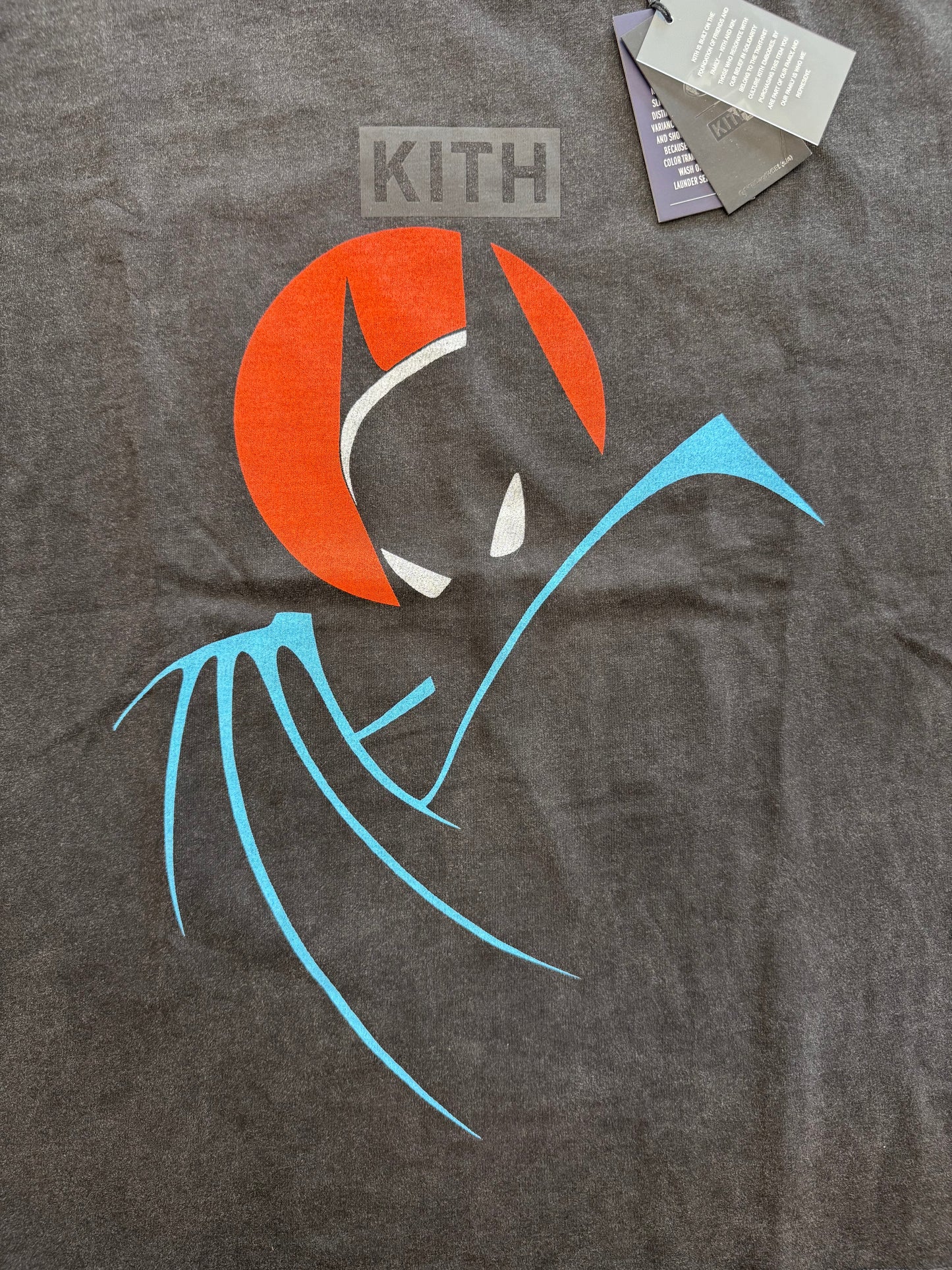 FW24 KITH BATMAN ANIMATED VINTAGE TEE (NWT) (L)