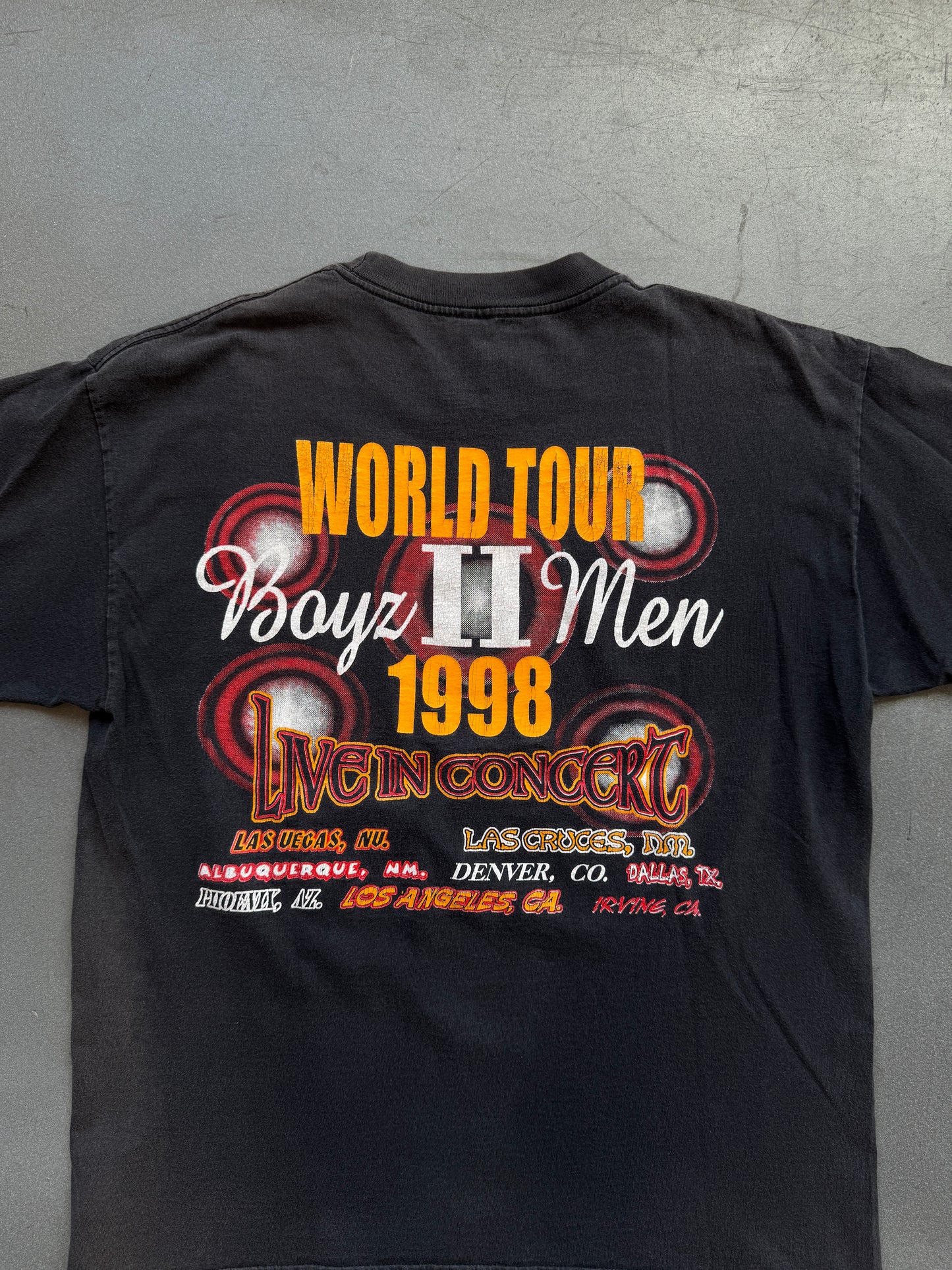 1998 BOYZ II MEN EVOLUTION WORLD TOUR LIVE IN CONCERT TEE (MURINA TAG)