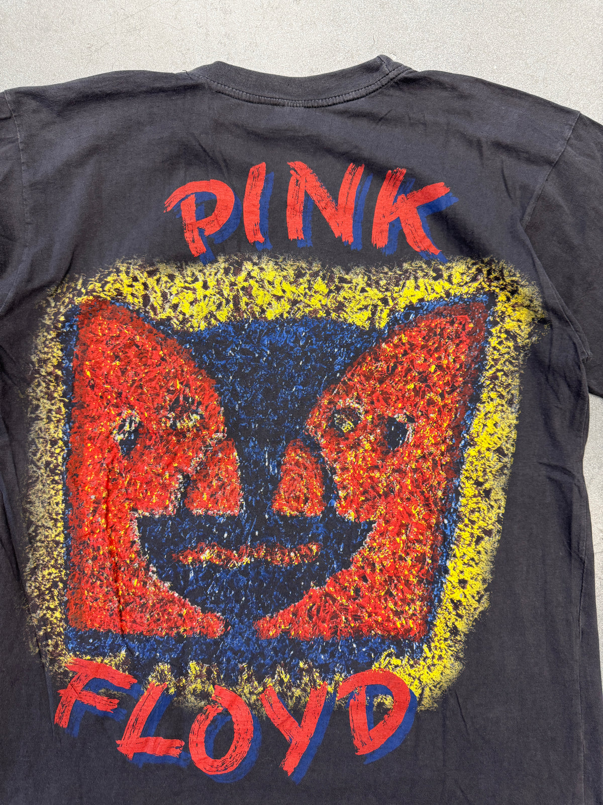 90'S PINK FLOYD THE WALL EURO BOOTLEG TEE (BEACH CLUB TAG)