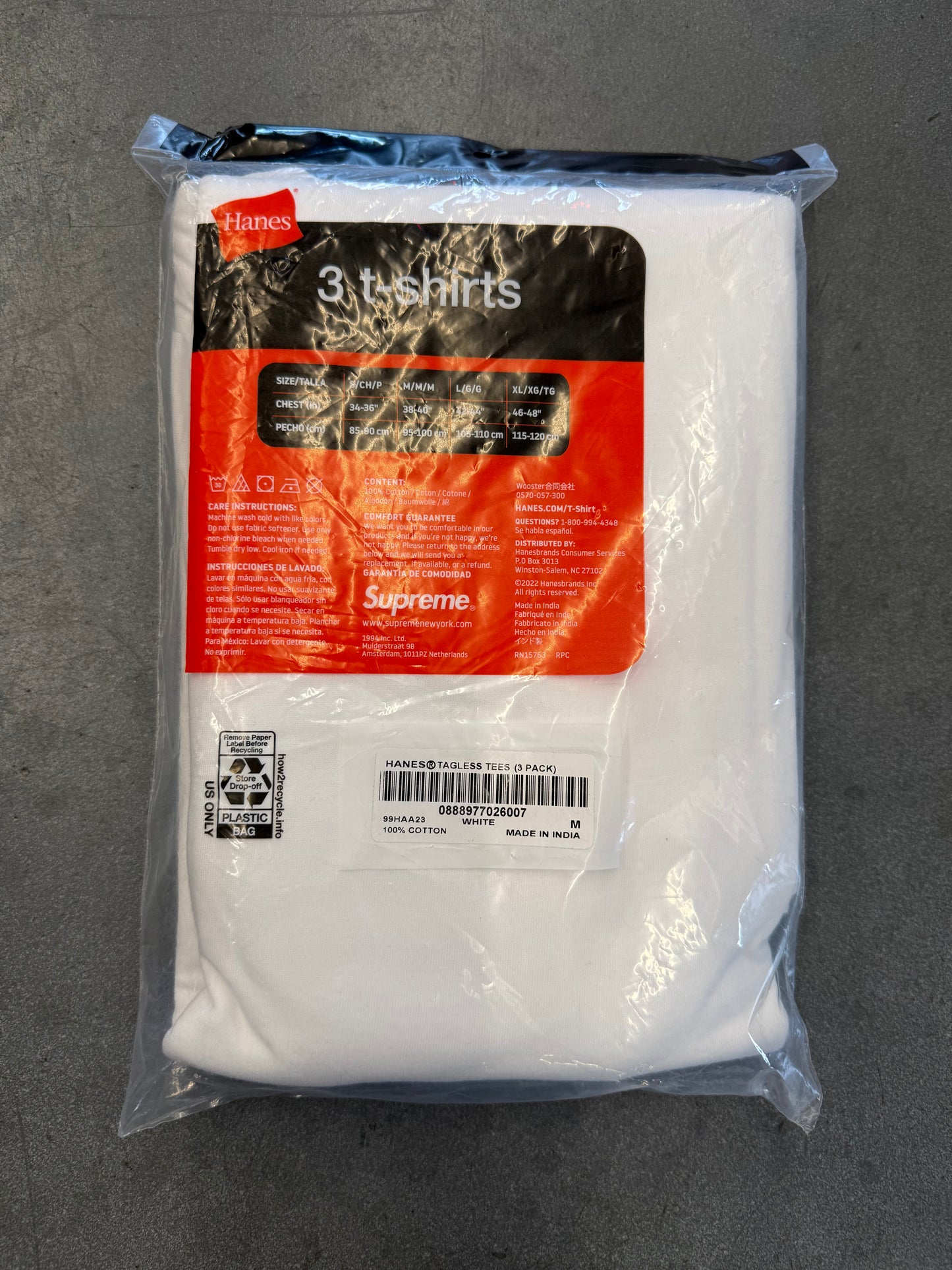 SUPREME HANES TAGLESS T-SHIRTS WHITE 3 PACK (M)