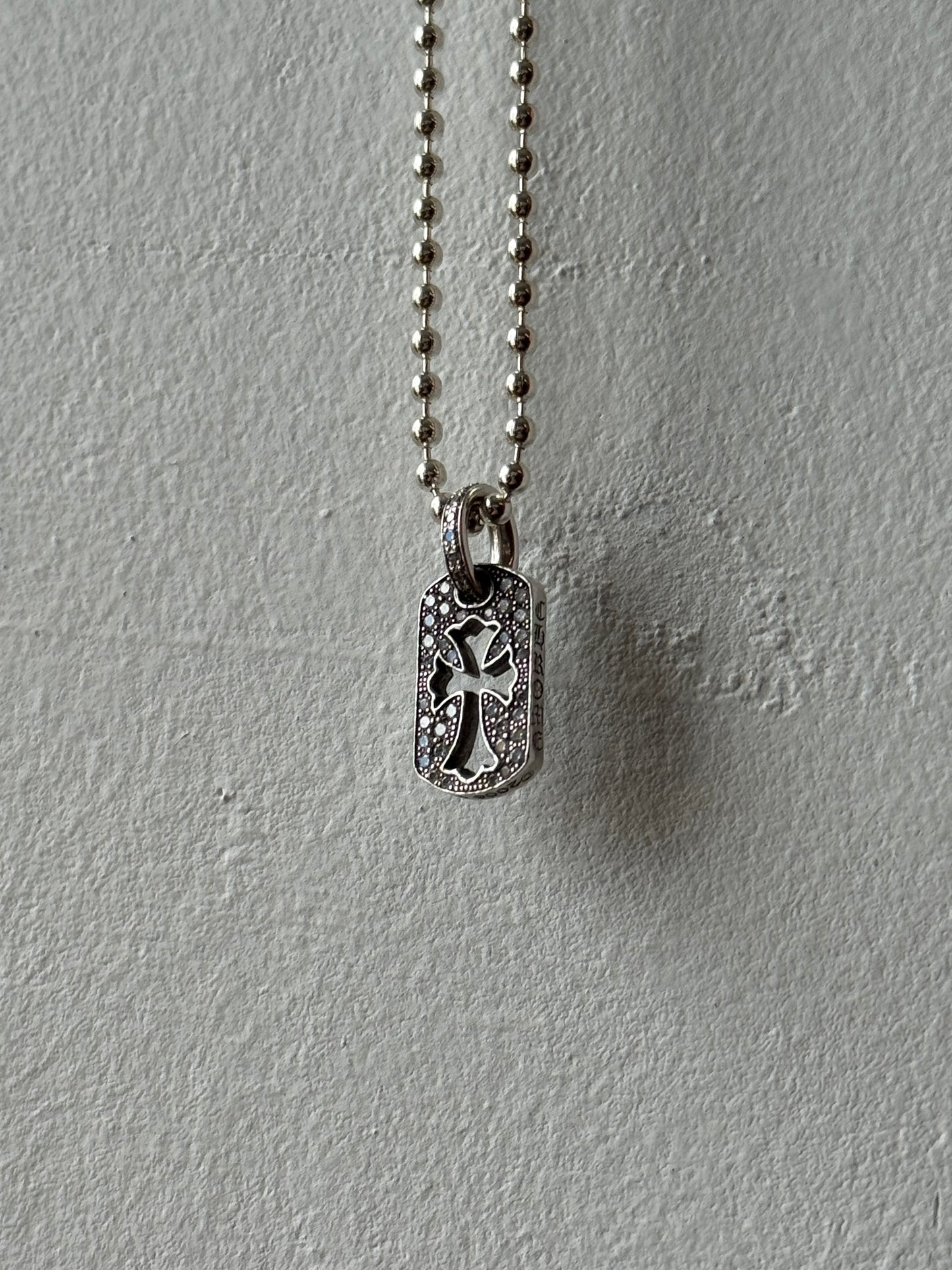 CHROME HEARTS DIAMOND CUT-OUT CROSS SILVER SMALL DOG TAG (2.2 GRAMS)