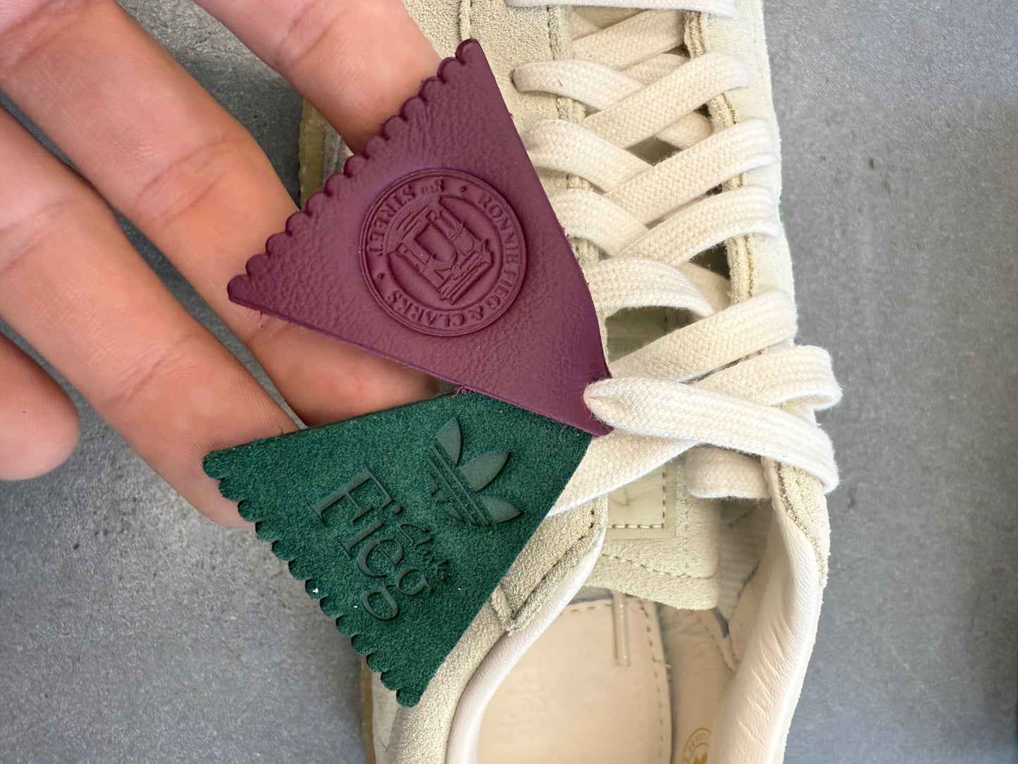 2023 SIZE 11 ADIDAS CLARKS 8TH STREET SAMBA BY RONNIE FIEG KITHMAS WHITE MULTI (PRE-OWNED NO BOX)