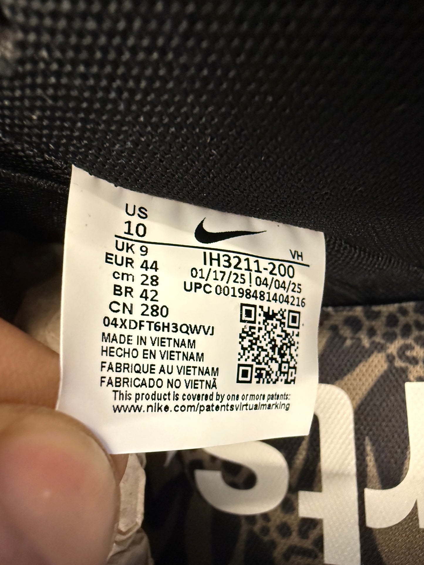 2025 SIZE 10 NIKE SB DUNK LOW ARTS-REC (NEW WITH BOX)