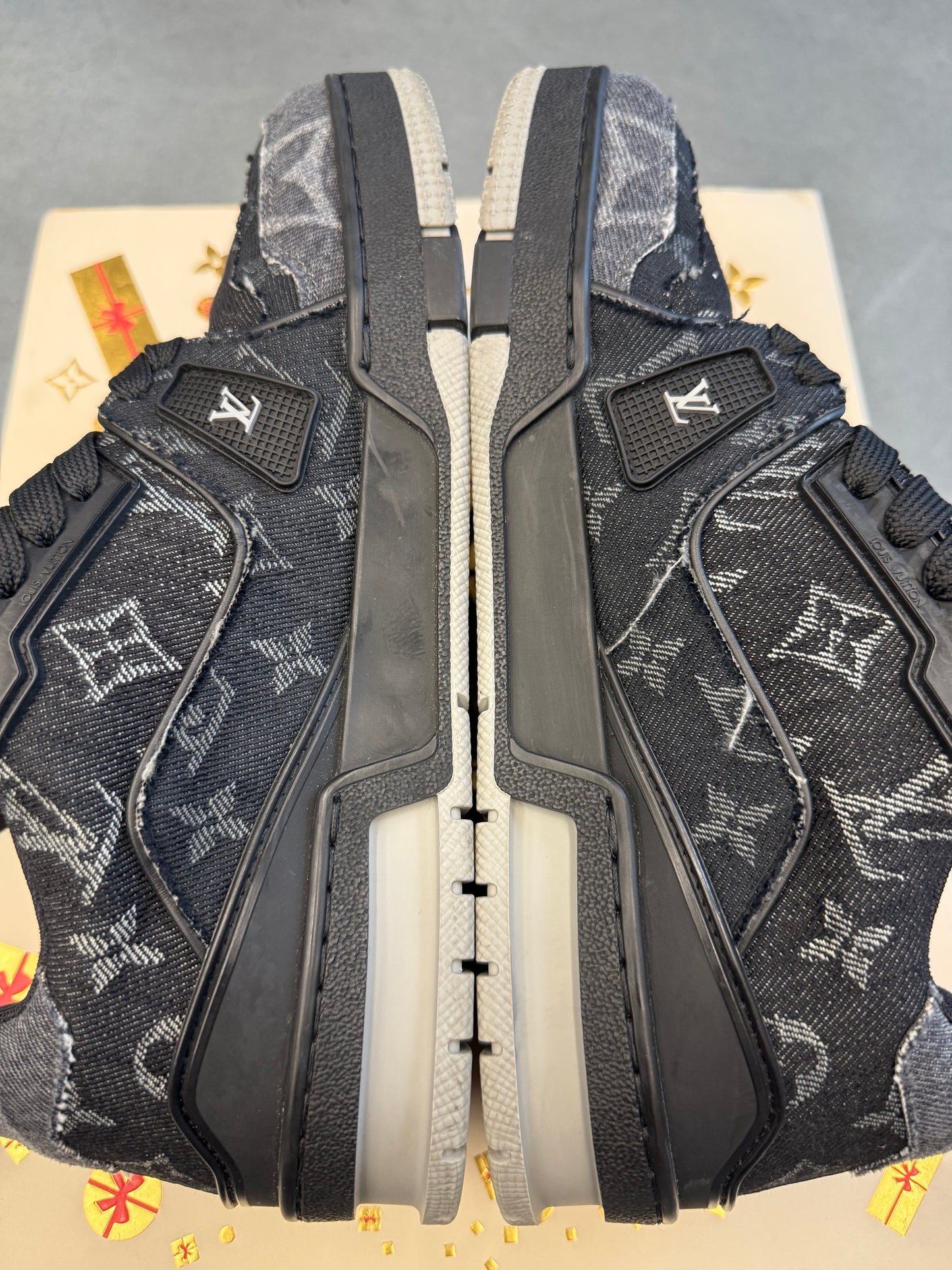 LV SIZE 6 (US 7.5-8) LOUIS VUITTON BLACK DENIM TRAINER SNEAKER (PRE-OWNED WITH BOX)