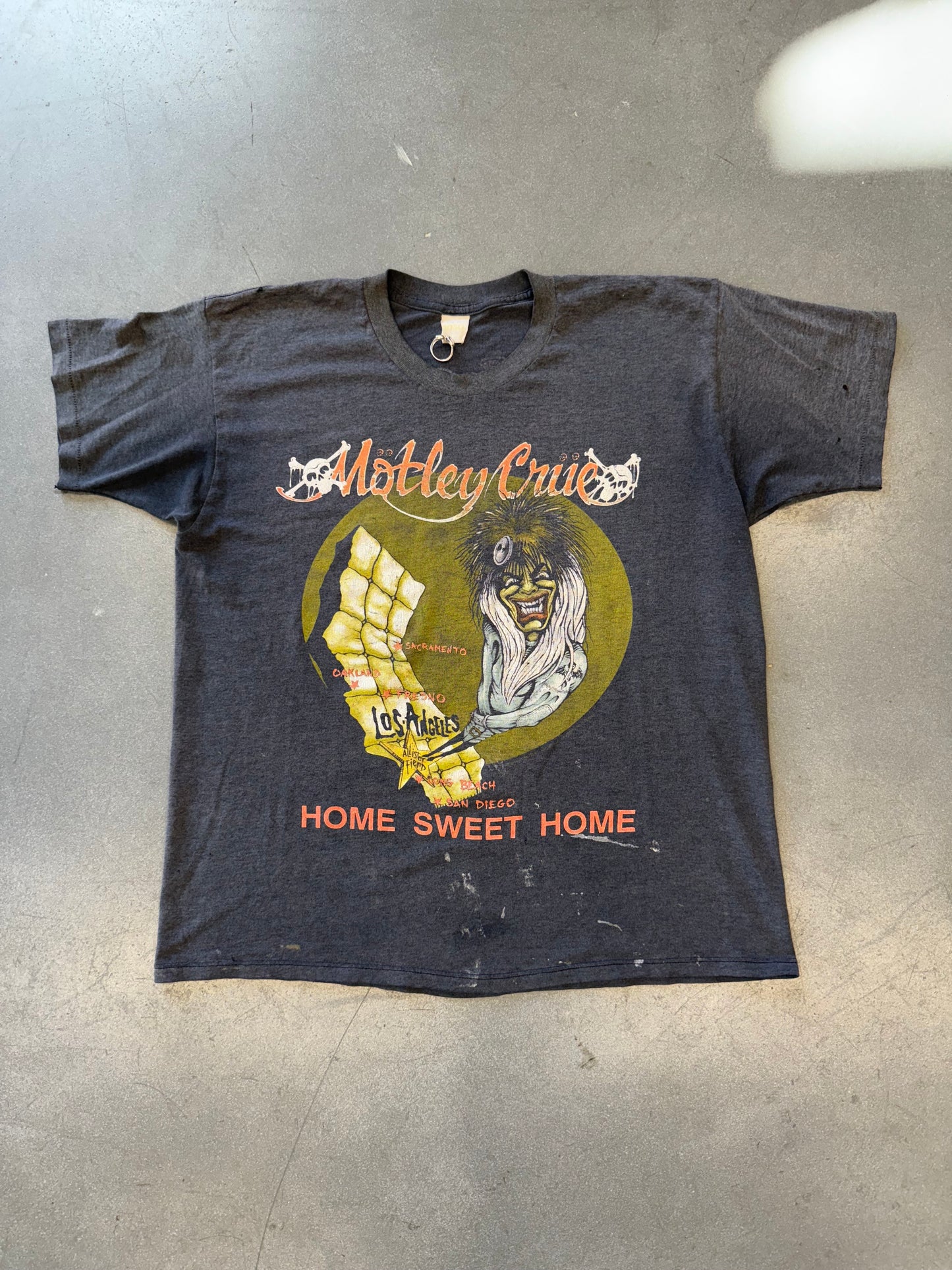 1990 MOTLEY CRUE HOME SWEET HOME DR FEEL GOOD TOUR TEE (5050 TAG)