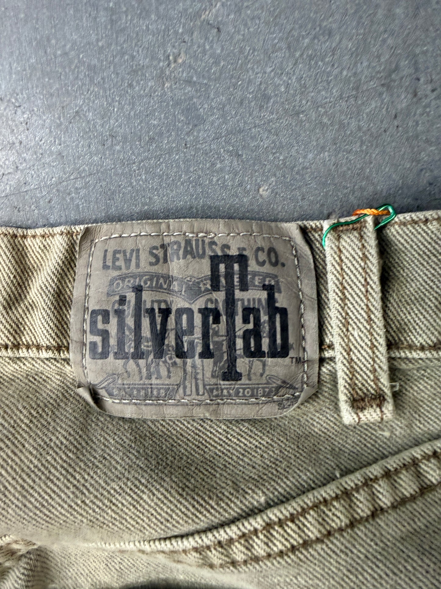 90S LEVIS SILVERTAB BAGGY FIT JEANS (34X30)