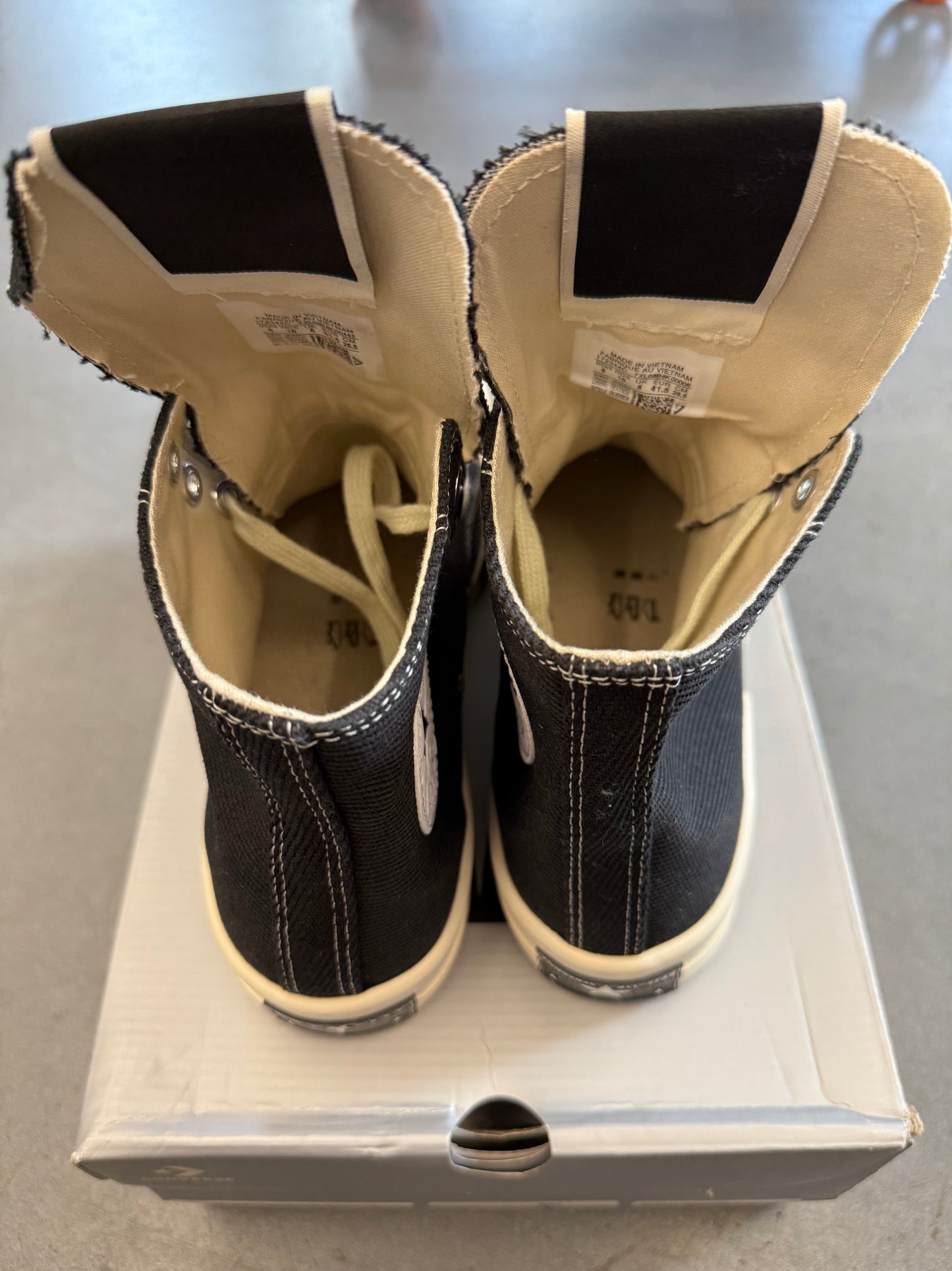 2022 SIZE 8 CONVERSE DRKSTAR HI RICK OWENS DRKSHDW HI BLACK EGRET (WITH BOX)