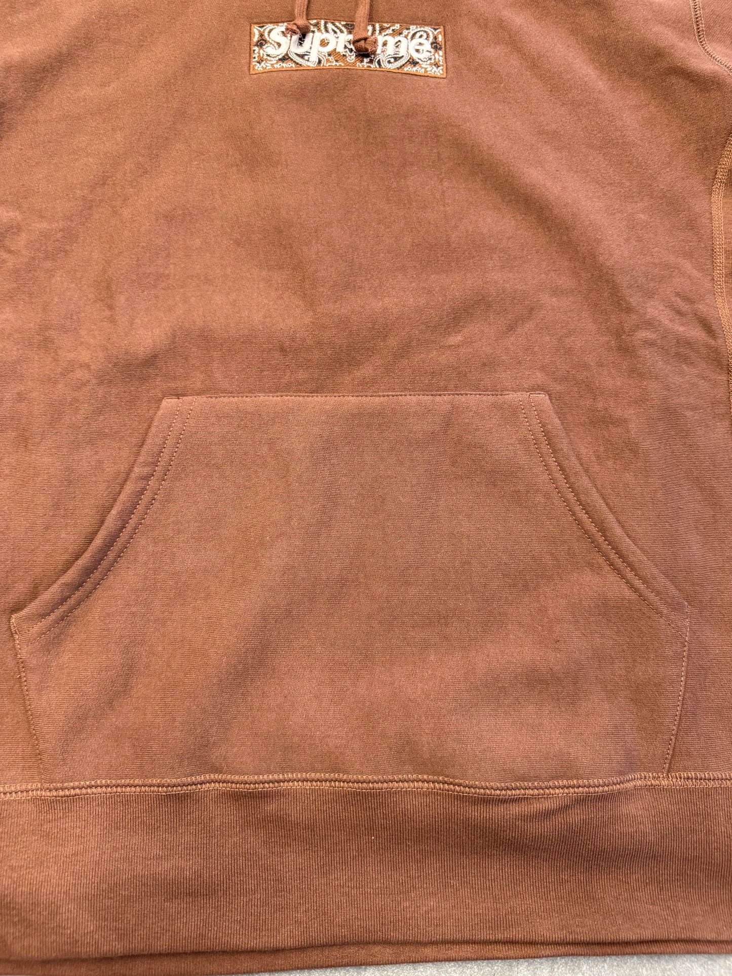 FW19 SUPREME BANDANA BOX LOGO HOODIE - BROWN (XL)