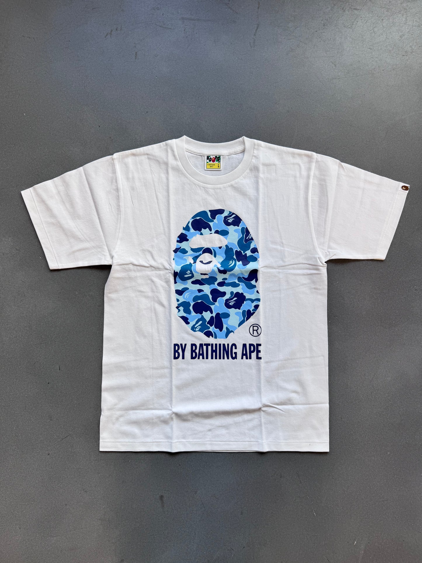 A BATHING APE CAMO BIG HEAD TEE - BLUE CAMO/WHITE (L) (NWT)