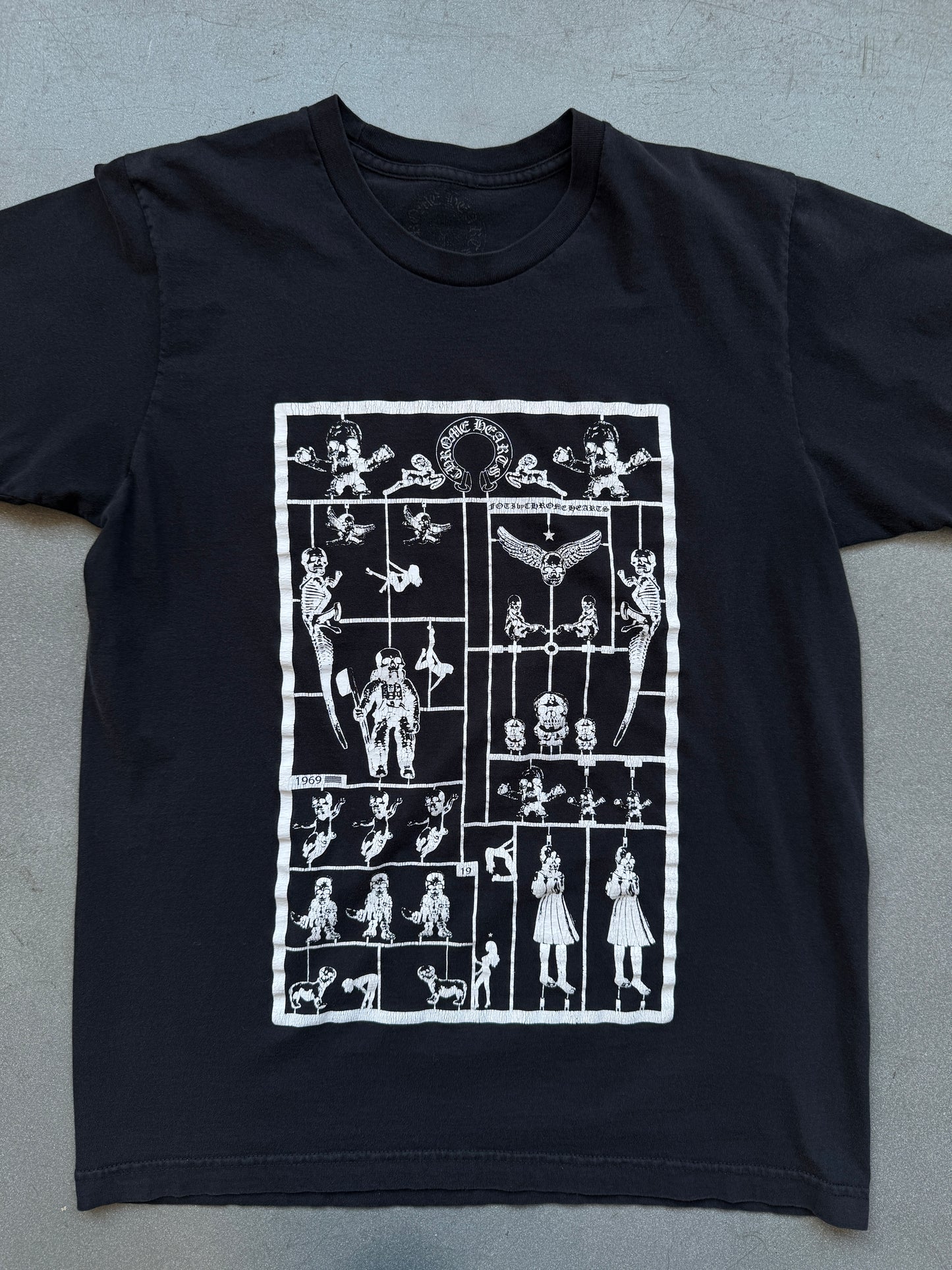 2010S CHROME HEARTS FOTI MODEL KIT TEE (M)