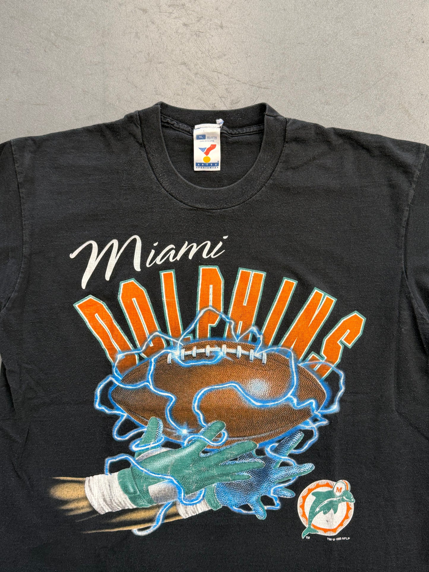 1995 MIAMI DOLPHINS LIGHTNING HAND/CATCH TEE (ARTEX SPORTSWEAR TAG)