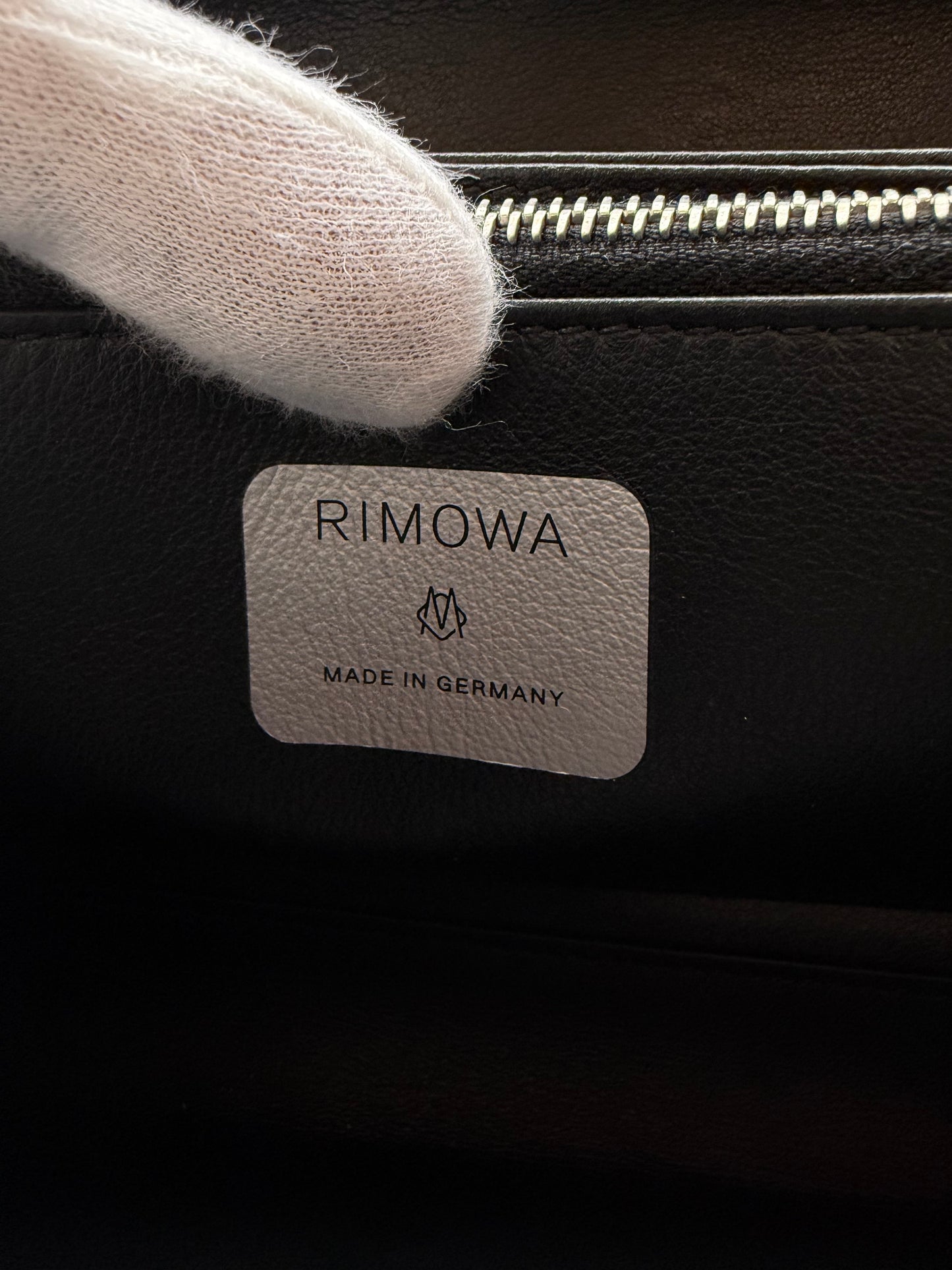 SS20 DIOR X RIMOWA PERSONAL CLUTCH ON STRAP - ALUMINUM BLACK (NEW WITH BOX) (TANIA)