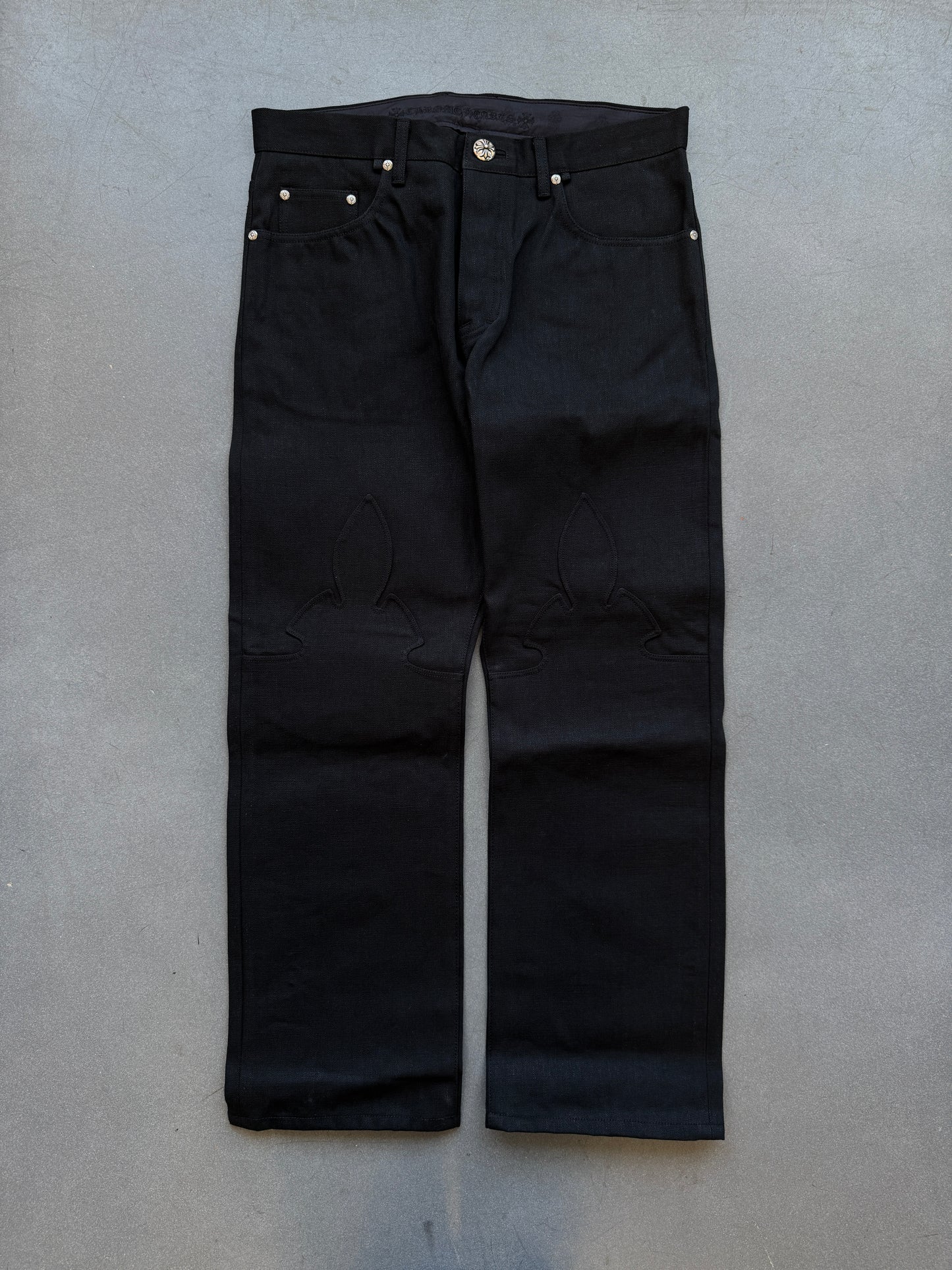 CHROME HEARTS BLACK DENIM FLEUR KNEE PANTS (36) (NEW)