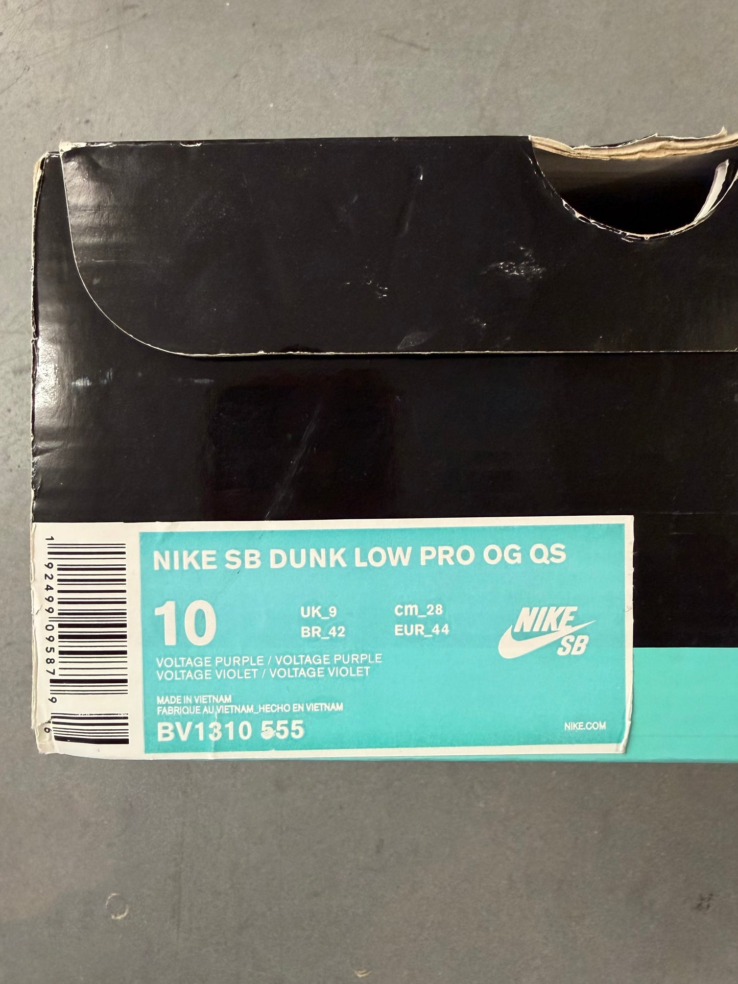 2018 SIZE 10 NIKE DUNK PURPLE LOBSTER (PRE-OWNED WITH BOX)