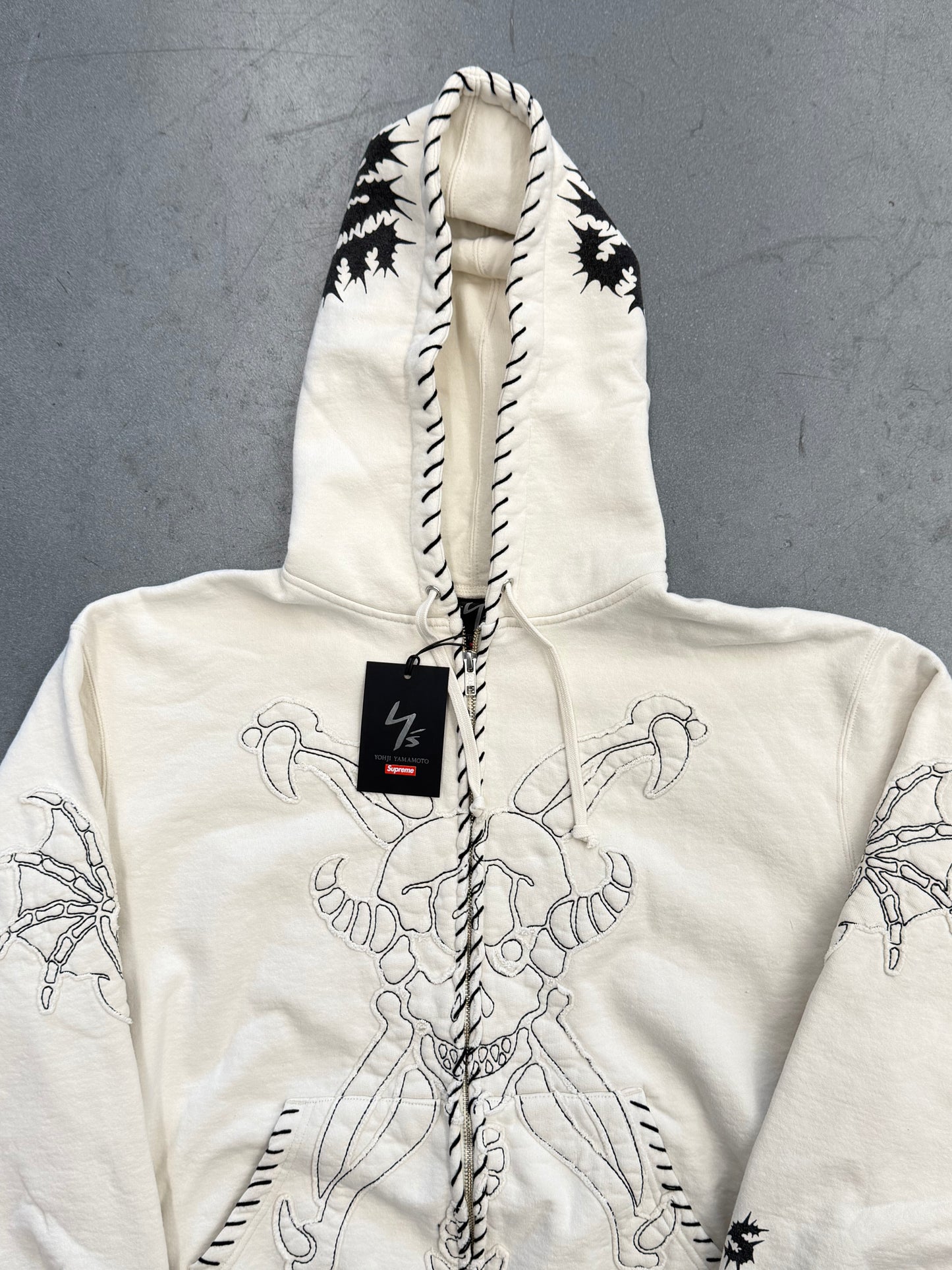 FW25 SUPREME X Y'S BY YOHJI YAMAMOTO ZIP UP HOODED SWEATSHIRT - WHITE (M)