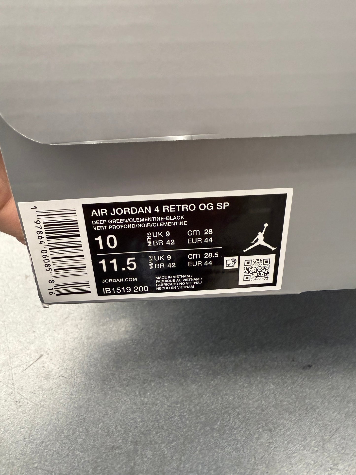 SIZE 10 JORDAN 4 RETRO OG SP UNDEFEATED (2025) (NEW WITH BOX)