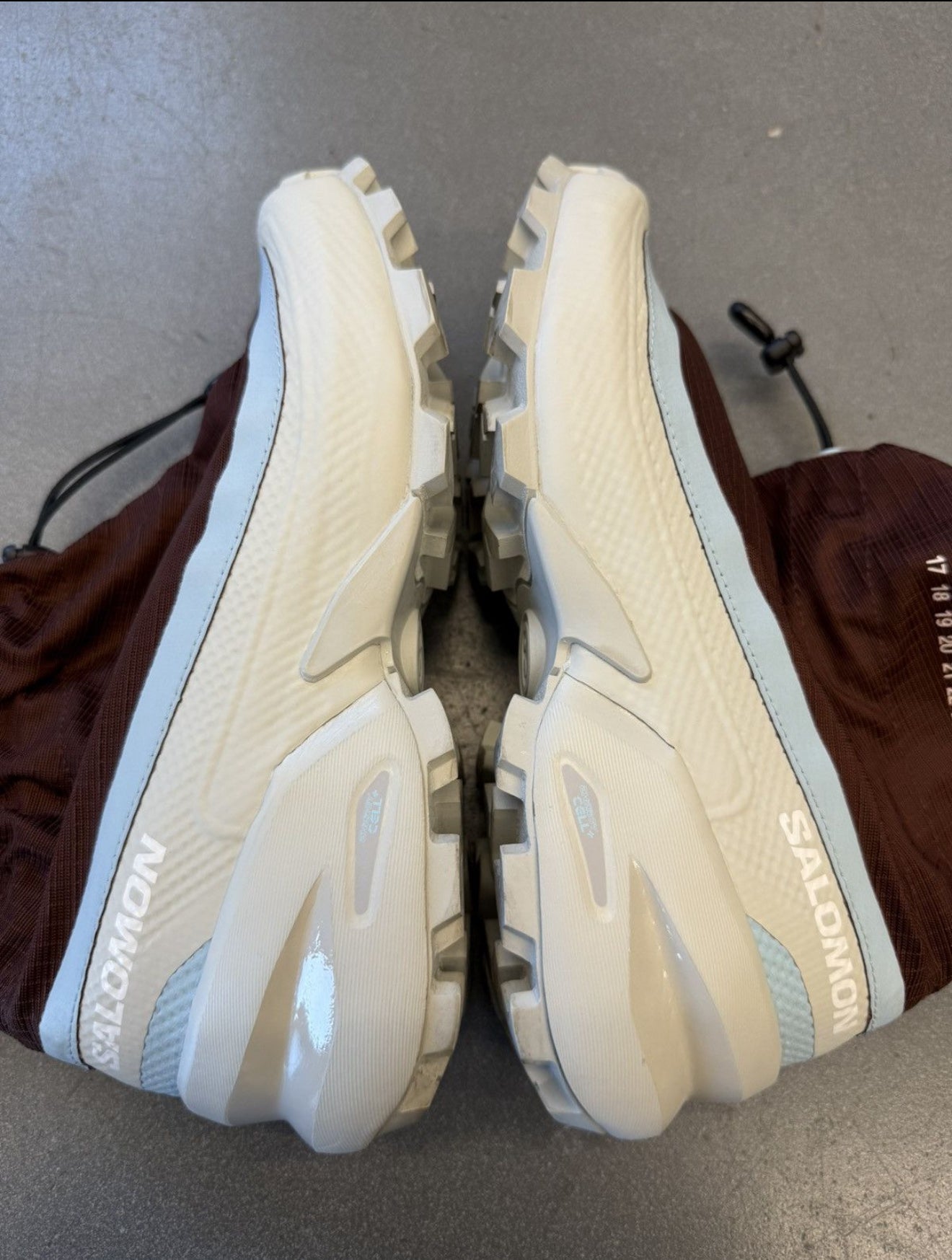 2023 SALOMON CROSS HIKE MID MM6 MAISON MARGIELA CHOCOLATE