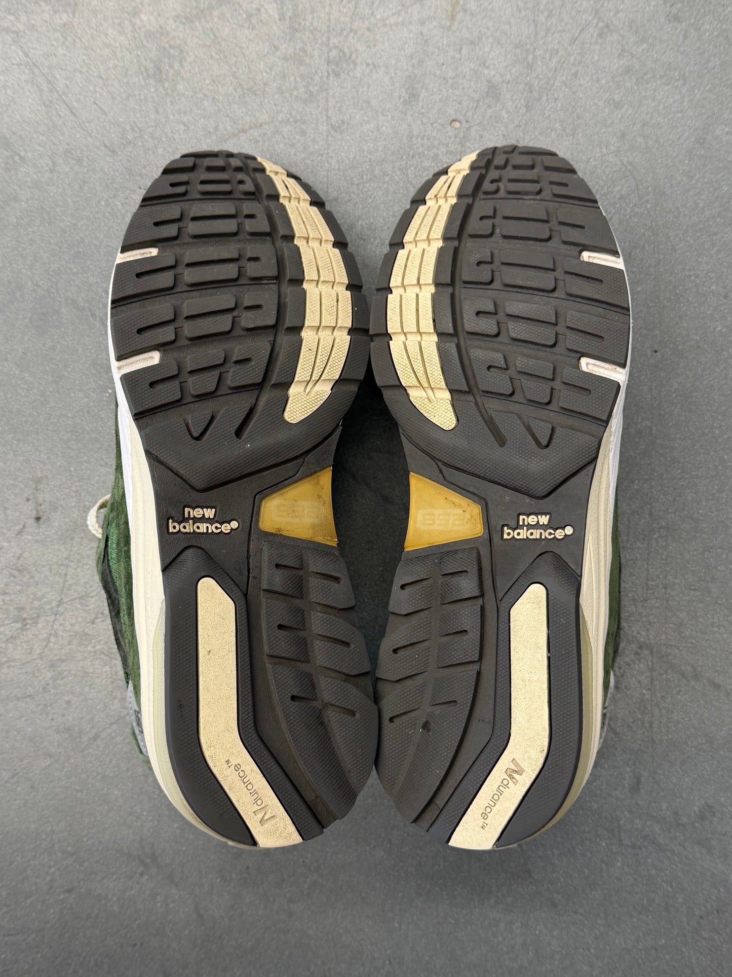 2020 SIZE 8 NEW BALANCE 992 JJJJOUND GREEN (W/O BOX)
