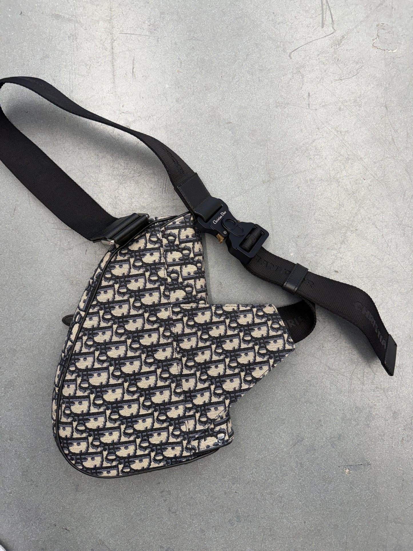 CHRISTIAN DIOR SADDLE BAG OBLIQUE PATTERN BLACK
