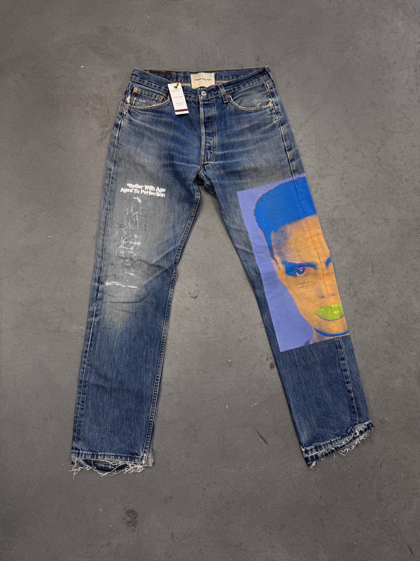BETTER WITH AGE GRACE JONES JEANS - REGULAR WASH