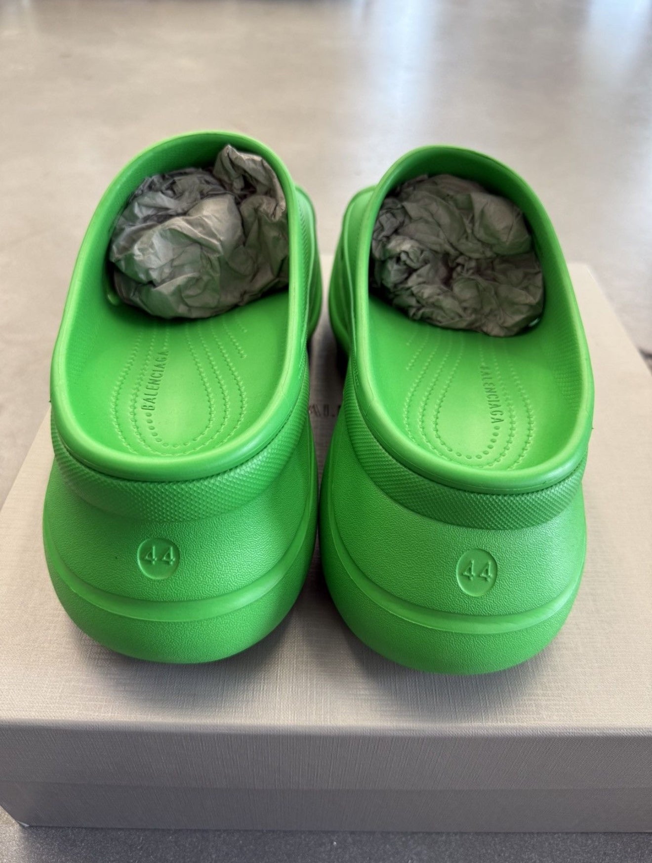 SIZE 44 BALENCIAGA POOL CROCS RUBBER SLIDE GRAS GREEN (NEW WITH BOX)