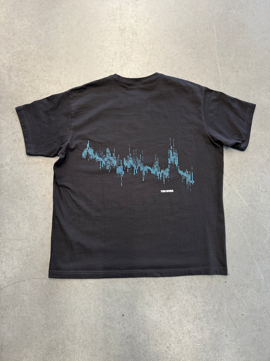 SS22 KITH THE WIRE SOUNDWAVE TEE - BLACK (2XL)