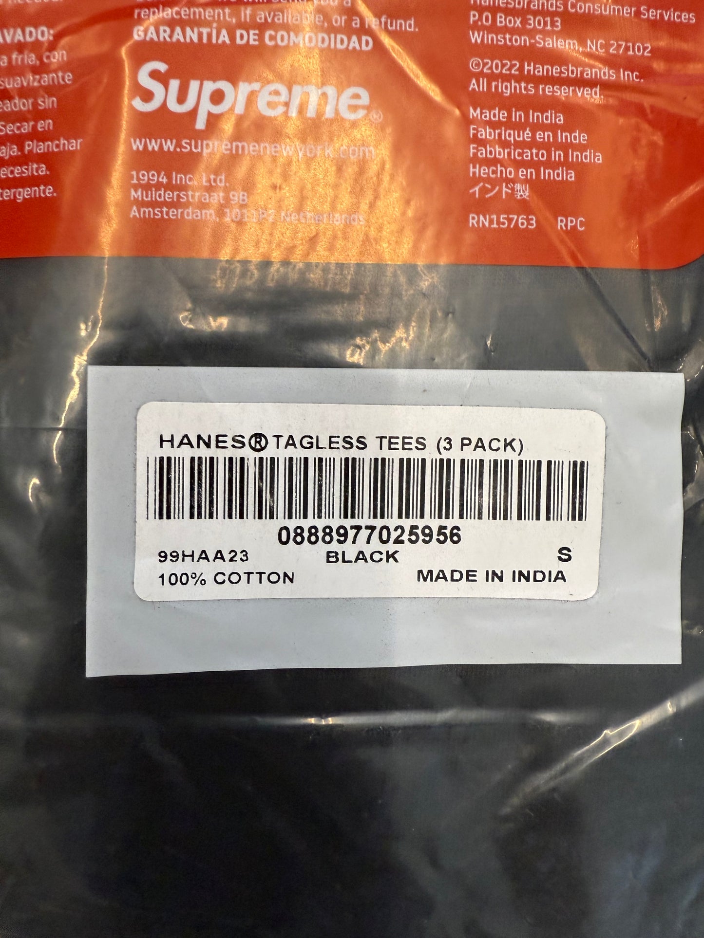 SUPREME HANES TAGLESS T-SHIRTS BLACK 3 PACK (S)