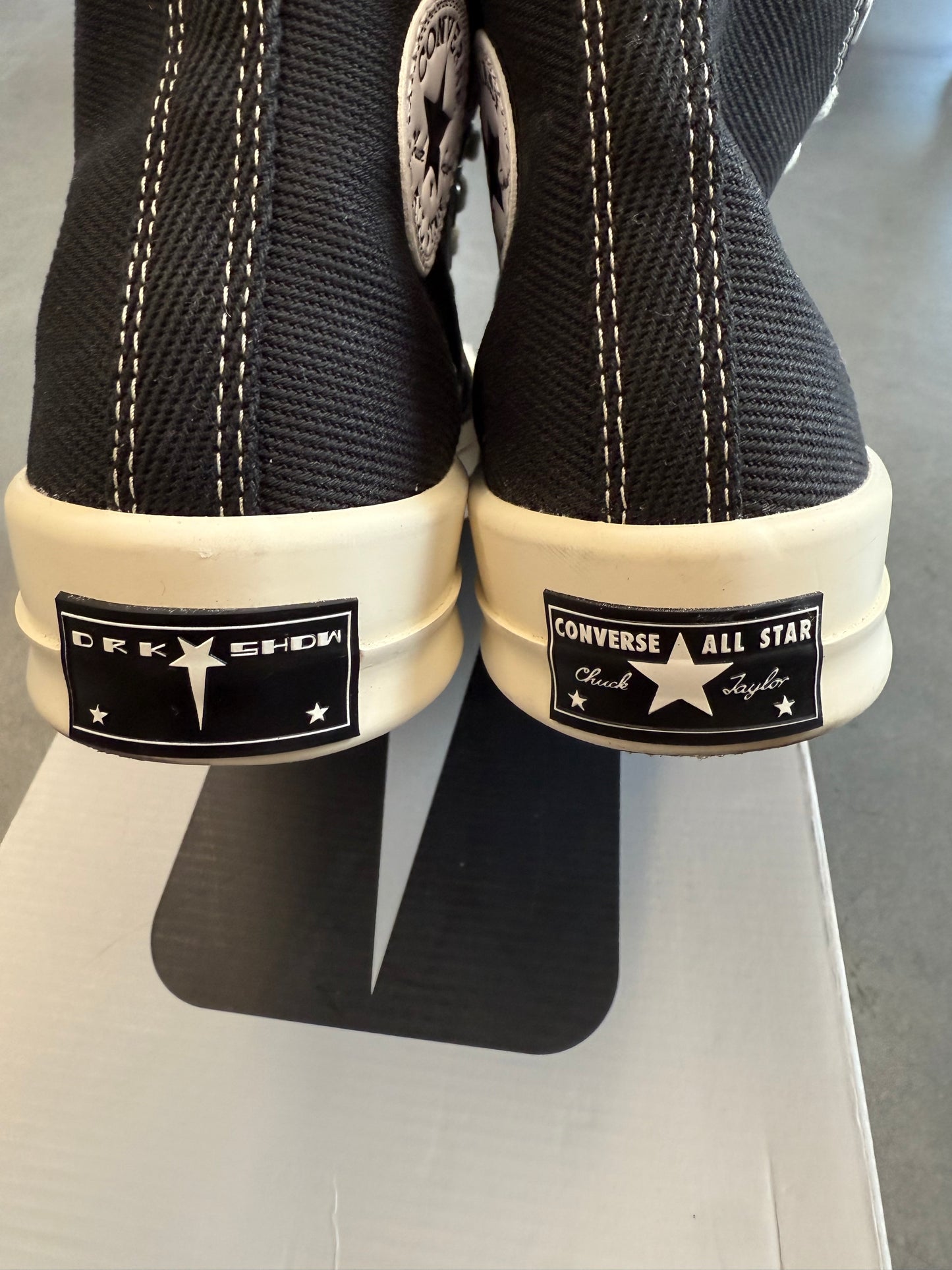 2022 SIZE 8 CONVERSE DRKSTAR HI RICK OWENS DRKSHDW HI BLACK EGRET (WITH BOX)