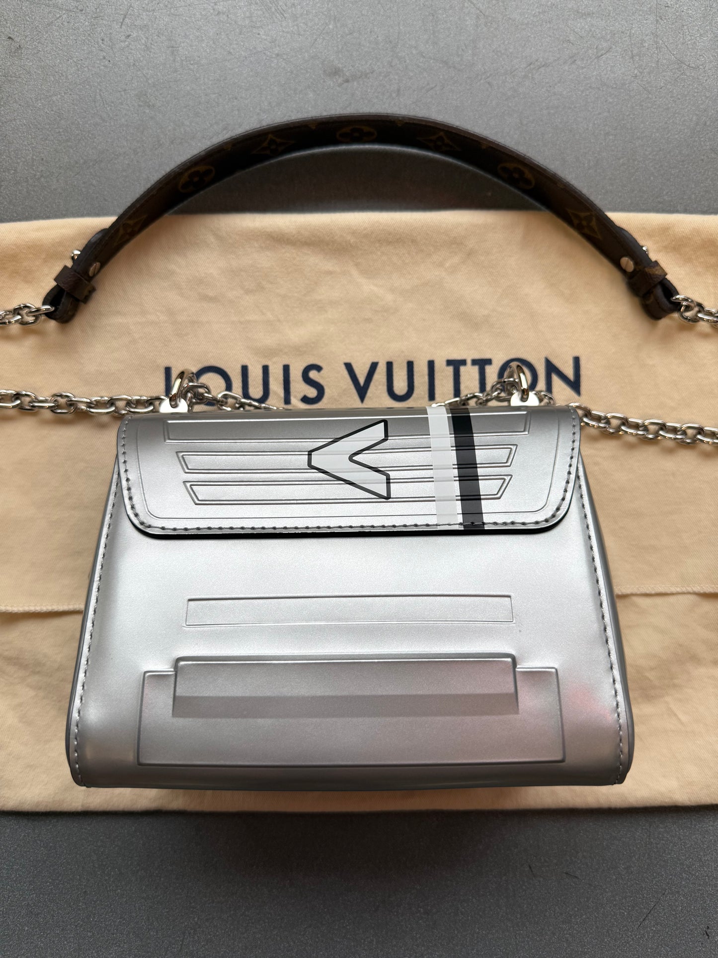 LOUIS VUITTON SPACE TWIST HANDBAG - SILVER (PRE-OWNED WITH DUSTBAG) (TANIA)