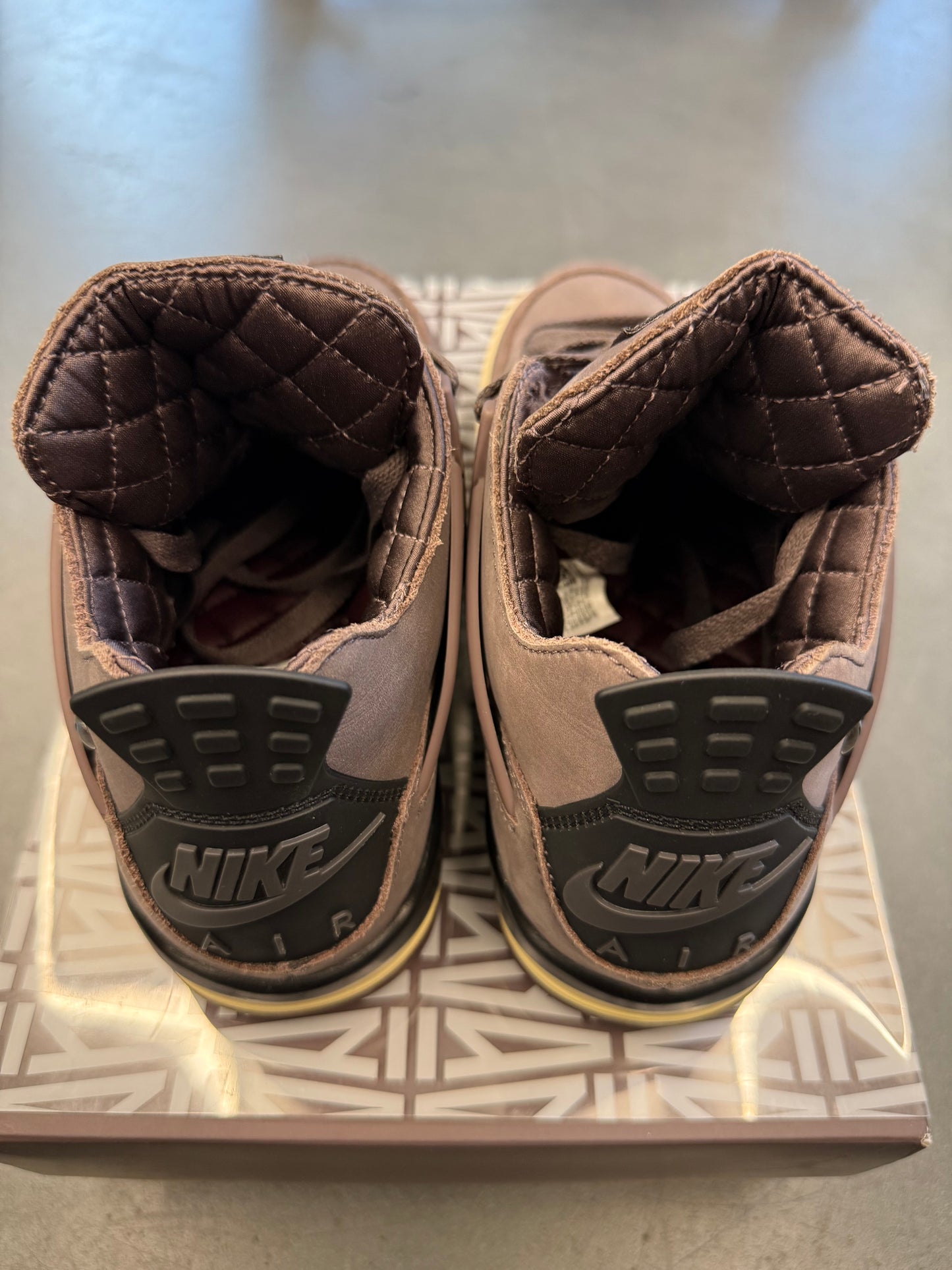 2022 SIZE 5.5 JORDAN 4 RETRO SP A MA MANIERE VIOLET ORE (PRE-OWNED WITH BOX)