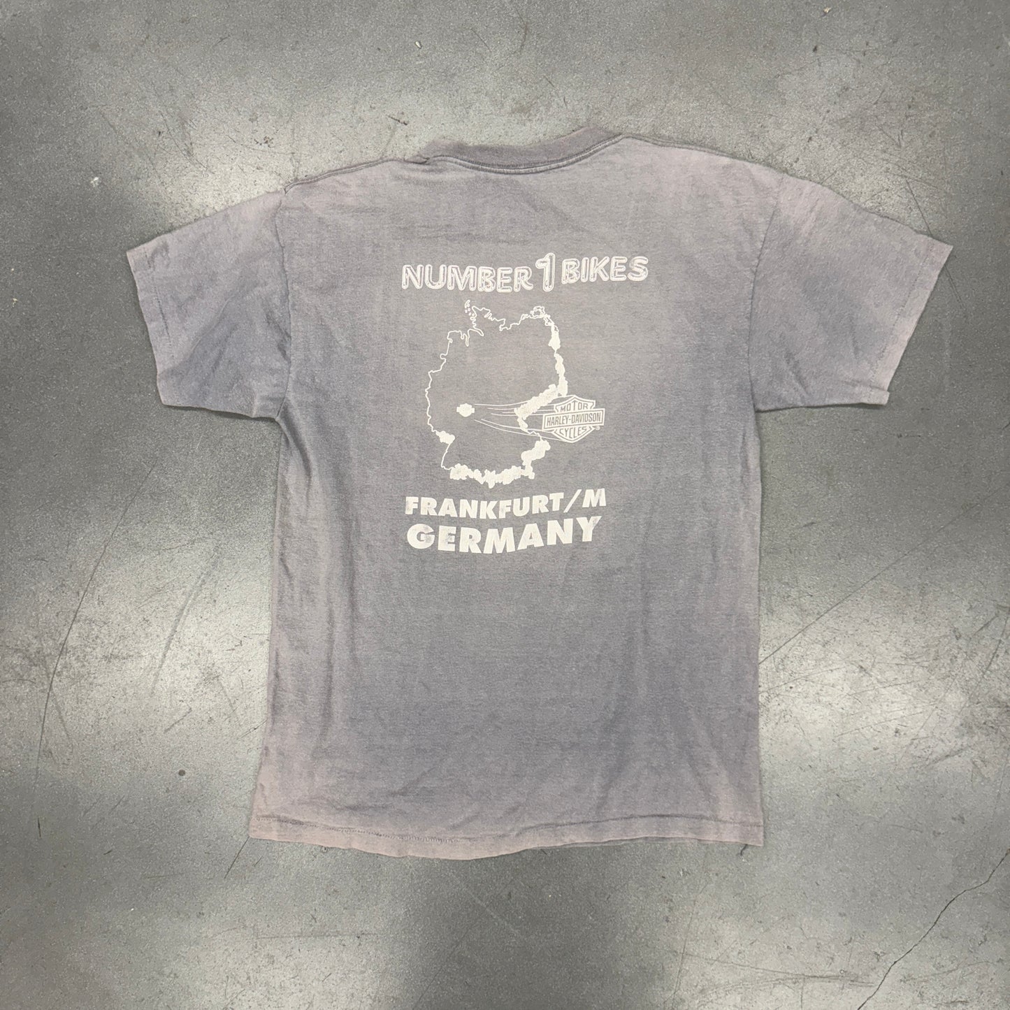 1990 HARLEY-DAVIDSON BORN IN THE USA NUMBER 1 BIKES FRANKFURT GERMANY 3D EMBLEM TEE