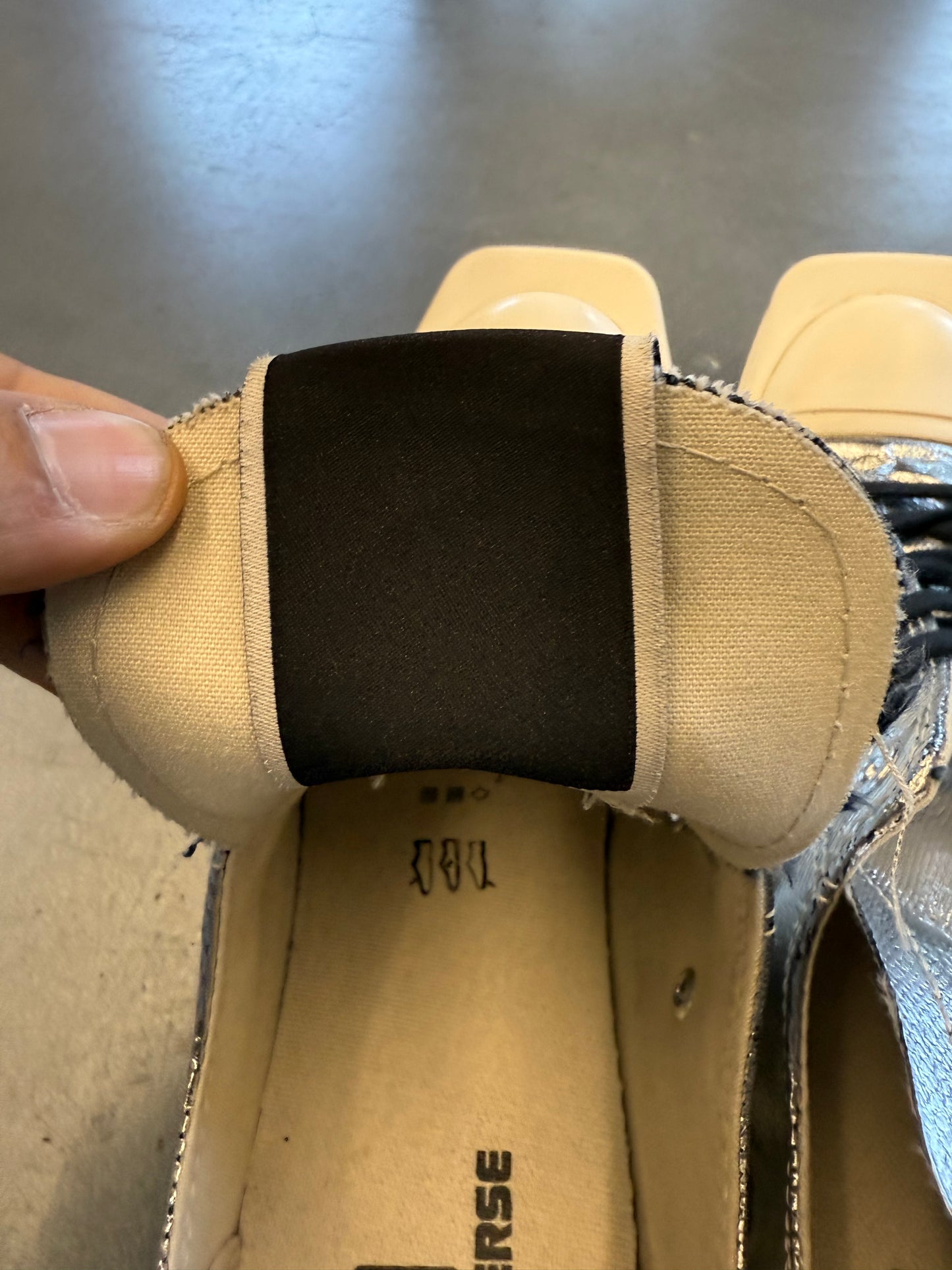 (SIZE 10.5) RICK OWENS TURBODRK DRKSHDW SILVER CHUCK 70 LOW SNEAKER