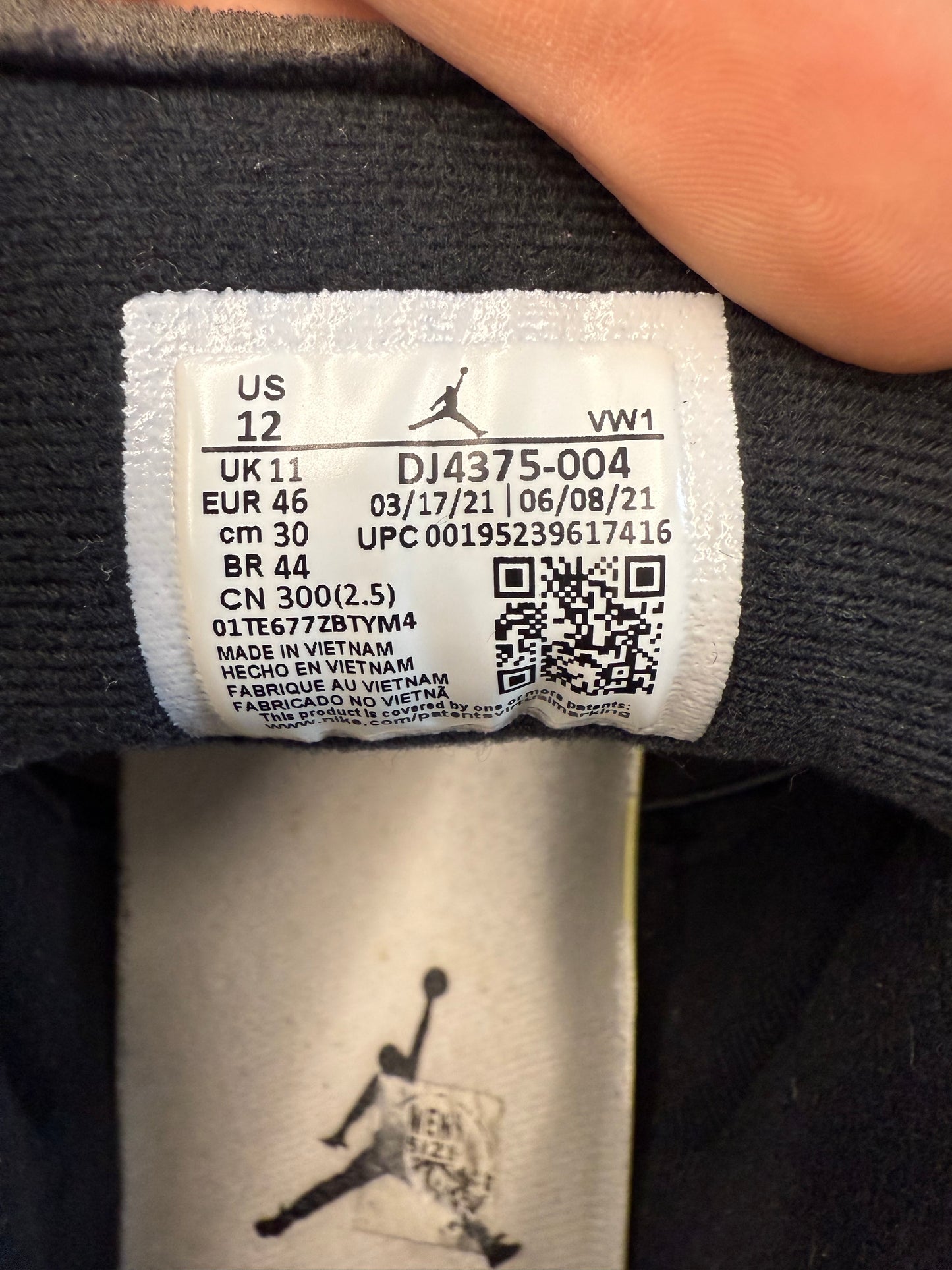 2021 SIZE 12 OFF-WHITE JORDAN 2 RETRO LOW SP BLACK BLUE (PRE-OWNED WITH BOX)