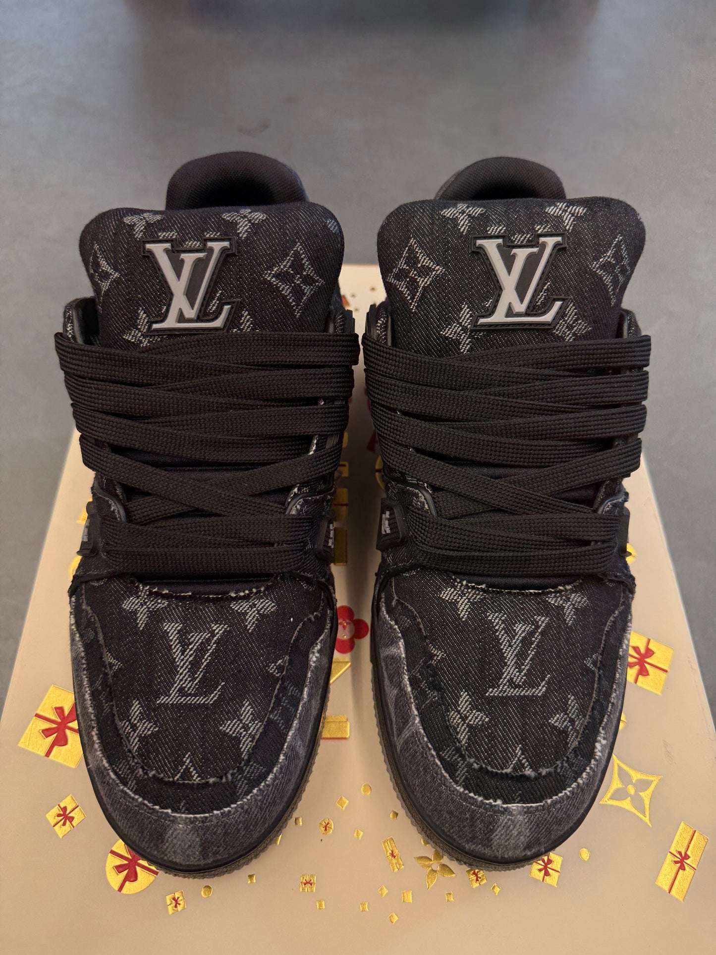 LV SIZE 6 (US 7.5-8) LOUIS VUITTON BLACK DENIM TRAINER SNEAKER (PRE-OWNED WITH BOX)