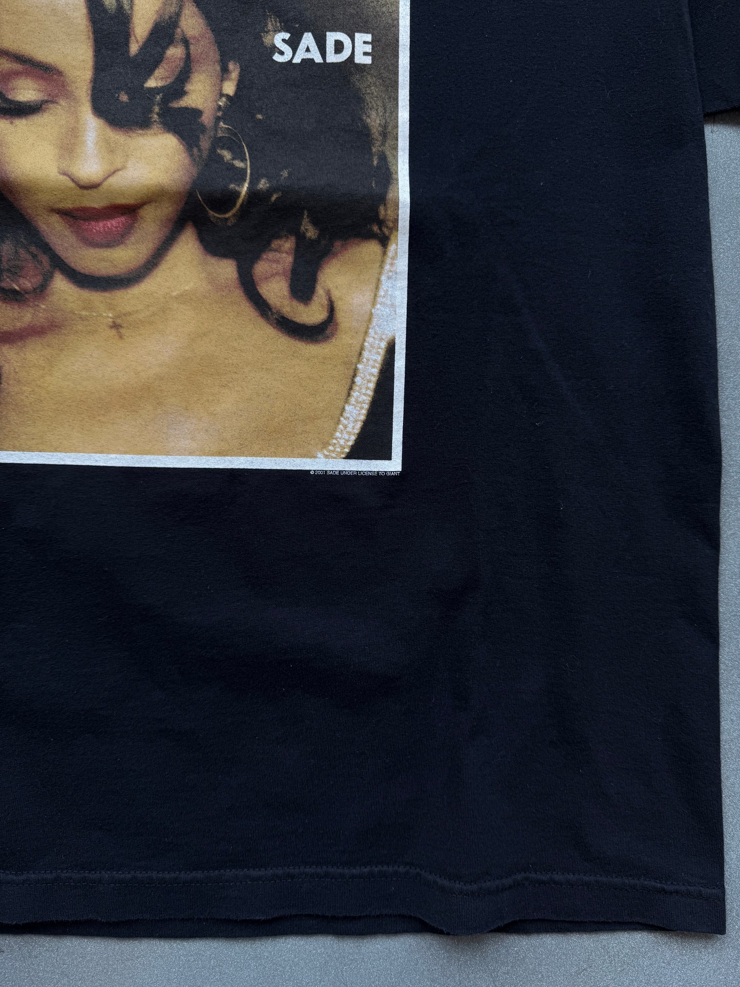 2001 SADE KING OF SORROW TEE (GIANT TAG)
