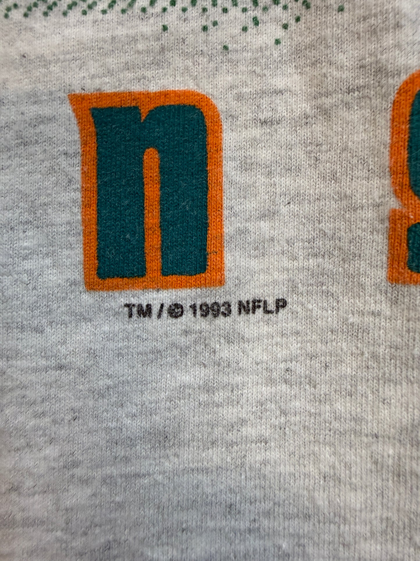 1993 MIAMI DOLPHINS LOONEY TUNES TAZ, BUGS, WIL E. TEE (CHANGES TAG)