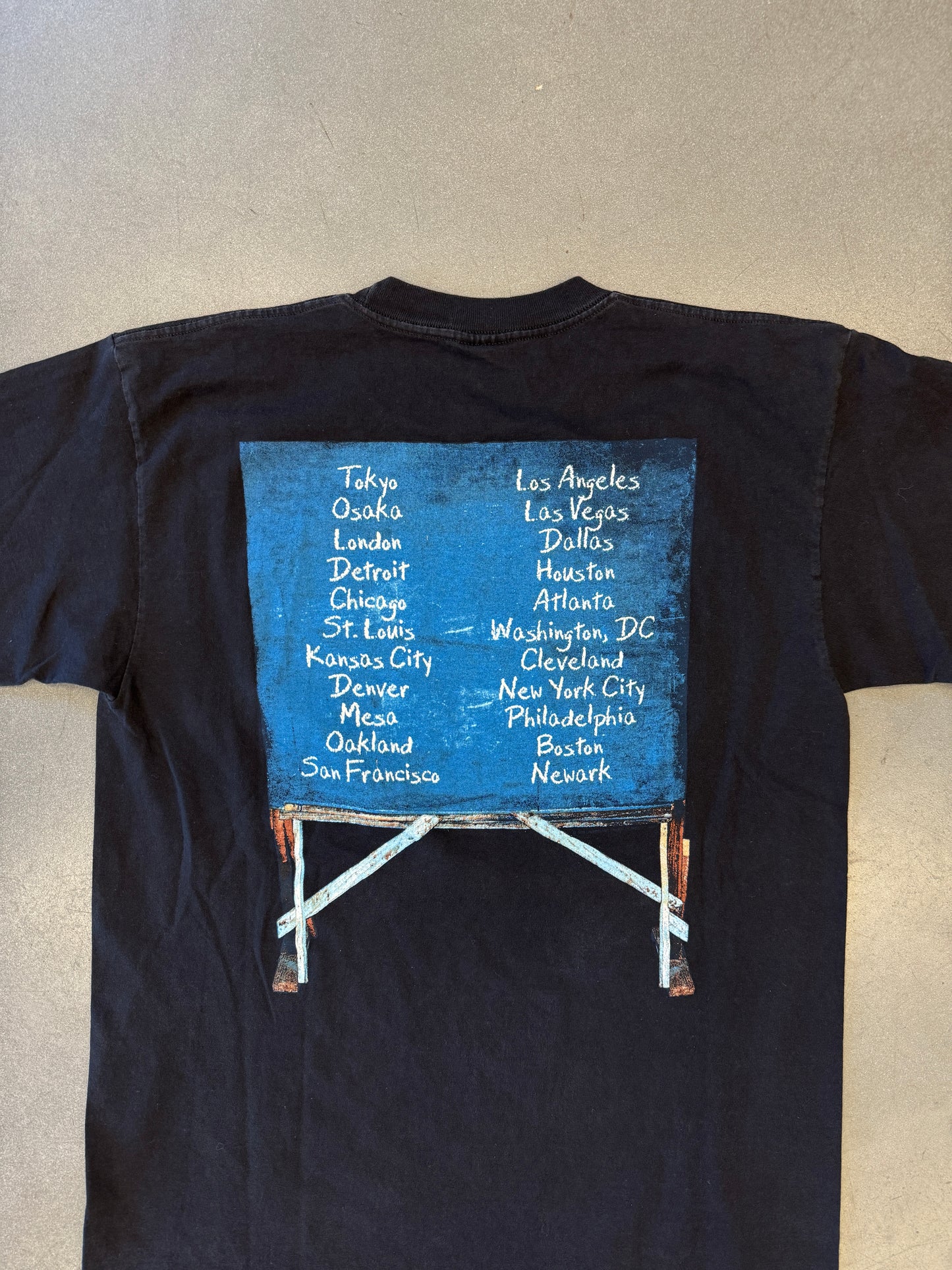 1999 LAURYN HILL MISEDUCATION TOUR CHALK SPELLOUT TEE (GIANT TAG)