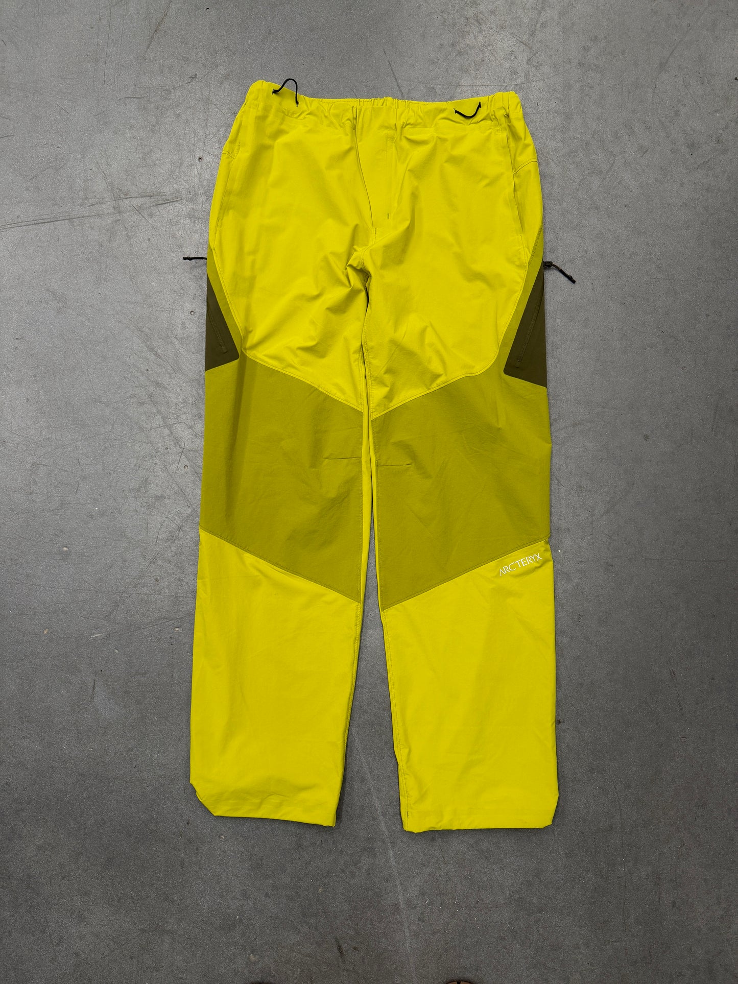 ARC'TERYX PALTZ CARGO PANTS - GREEN