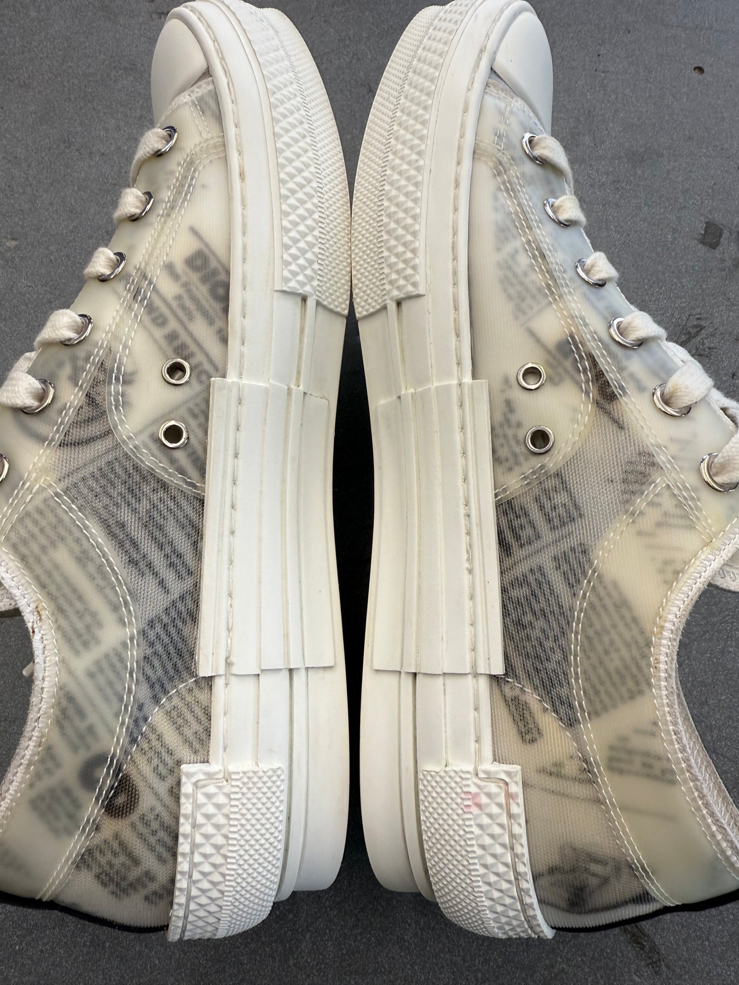 2020 SIZE 40 DIOR B23 LOW TOP DANIEL ARSHAM NEWSPAPER (PRE-OWNED REPLACEMENT BOX)