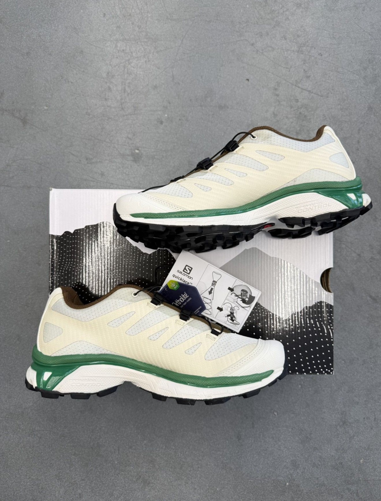 SIZE 8 SALOMON XT-4 HIDDEN NY WHITE (BRAND NEW WITH BOX)