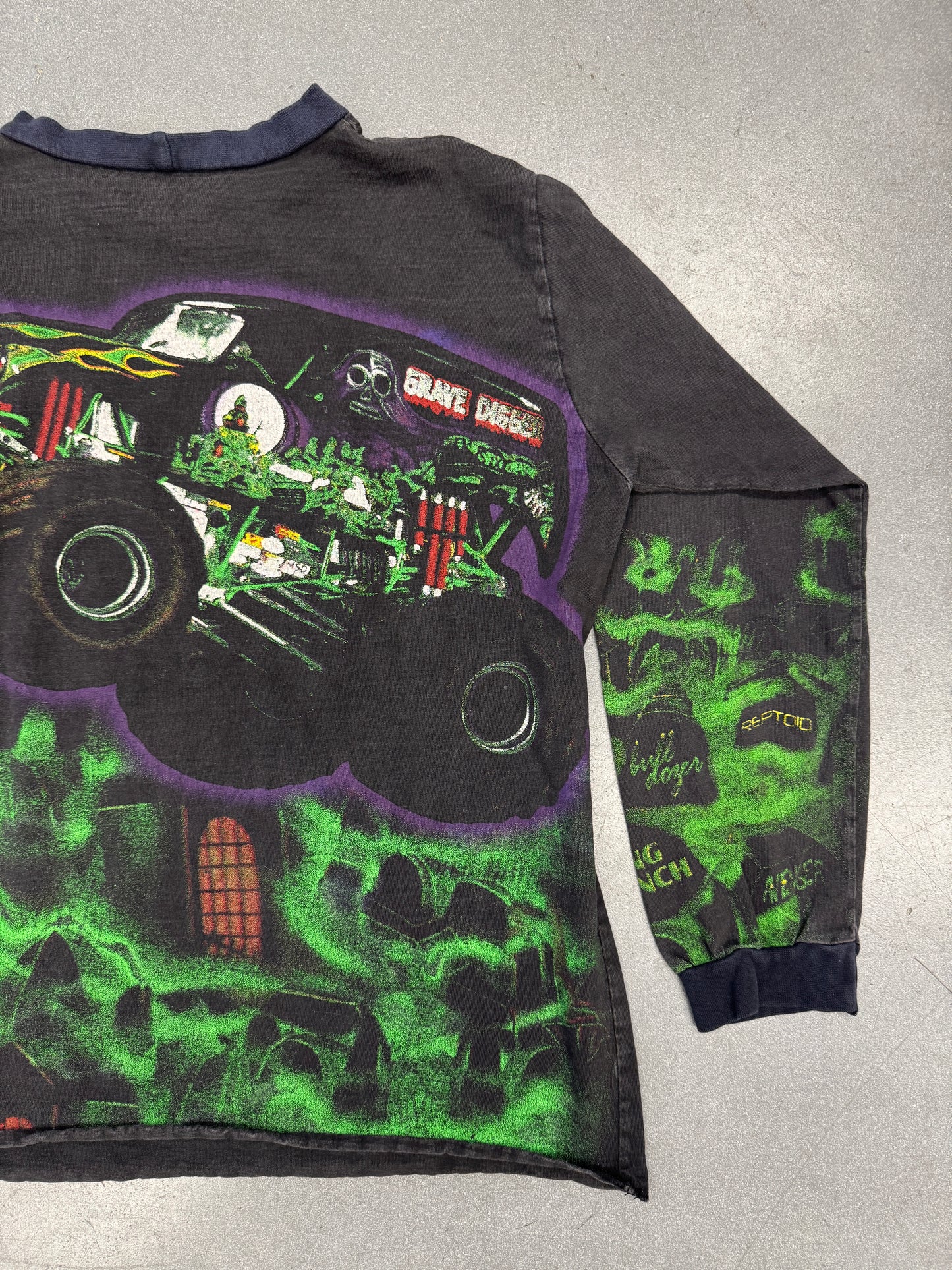 90'S AOP GRAVE DIGGER MONSTER TRUCK RACING LS TEE (MADE IN USA TAG) (M)