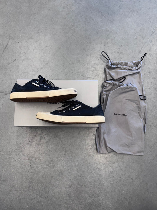 SIZE 40 BALENCIAGA PARIS CANVAS LOW SNEAKER - BLACK/WHITE (PRE OWNED WITH BOX)