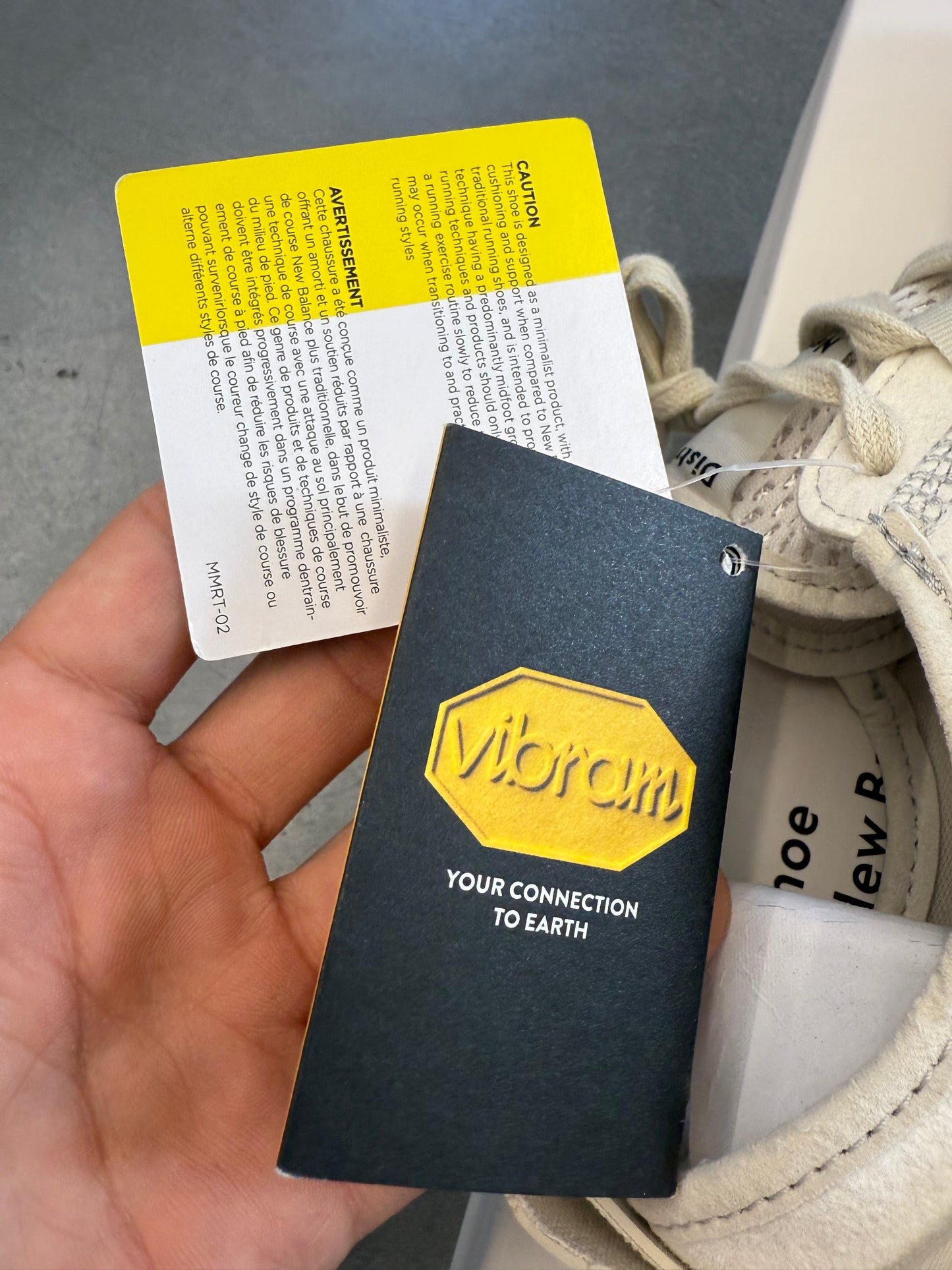 2025 SIZE 9 NEW BALANCE MT10 DISTRICT VISION CLOUD DANCER - WHITE (NEW WITH BOX)