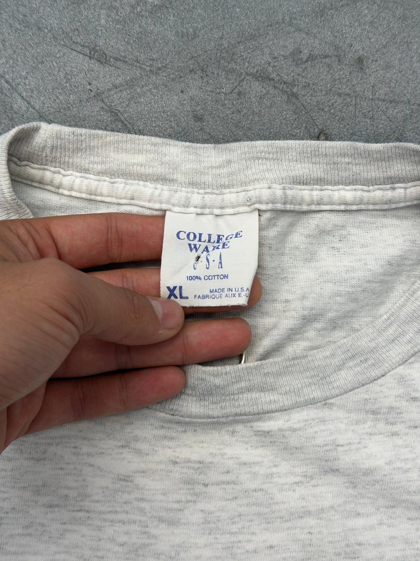 1995 WORK OUT TWEETY BIRD LOONEY TUNES TEE (COLLEGE WARE USA TAG)