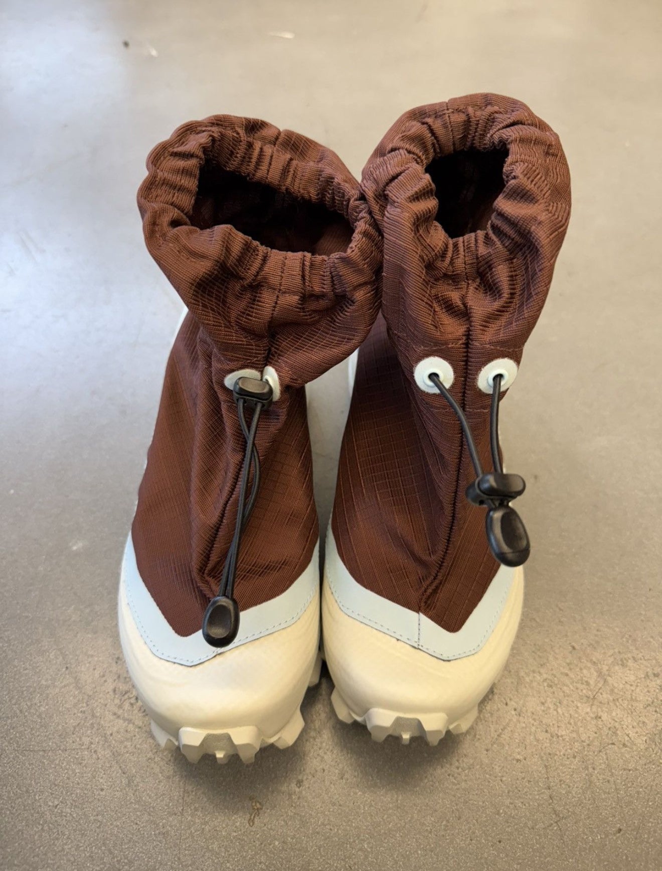 2023 SALOMON CROSS HIKE MID MM6 MAISON MARGIELA CHOCOLATE