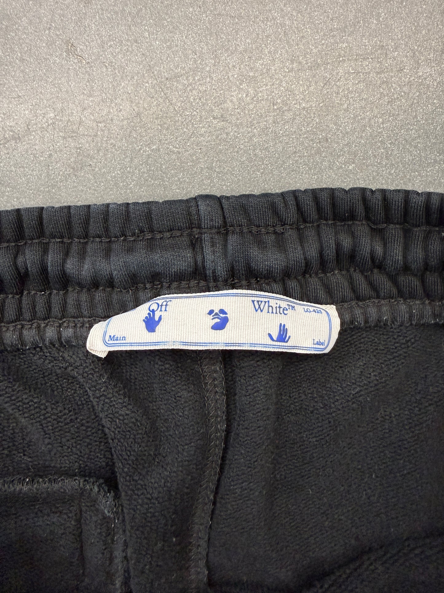 OFF-WHITE PASCAL MEDICI SWEATSHORTS